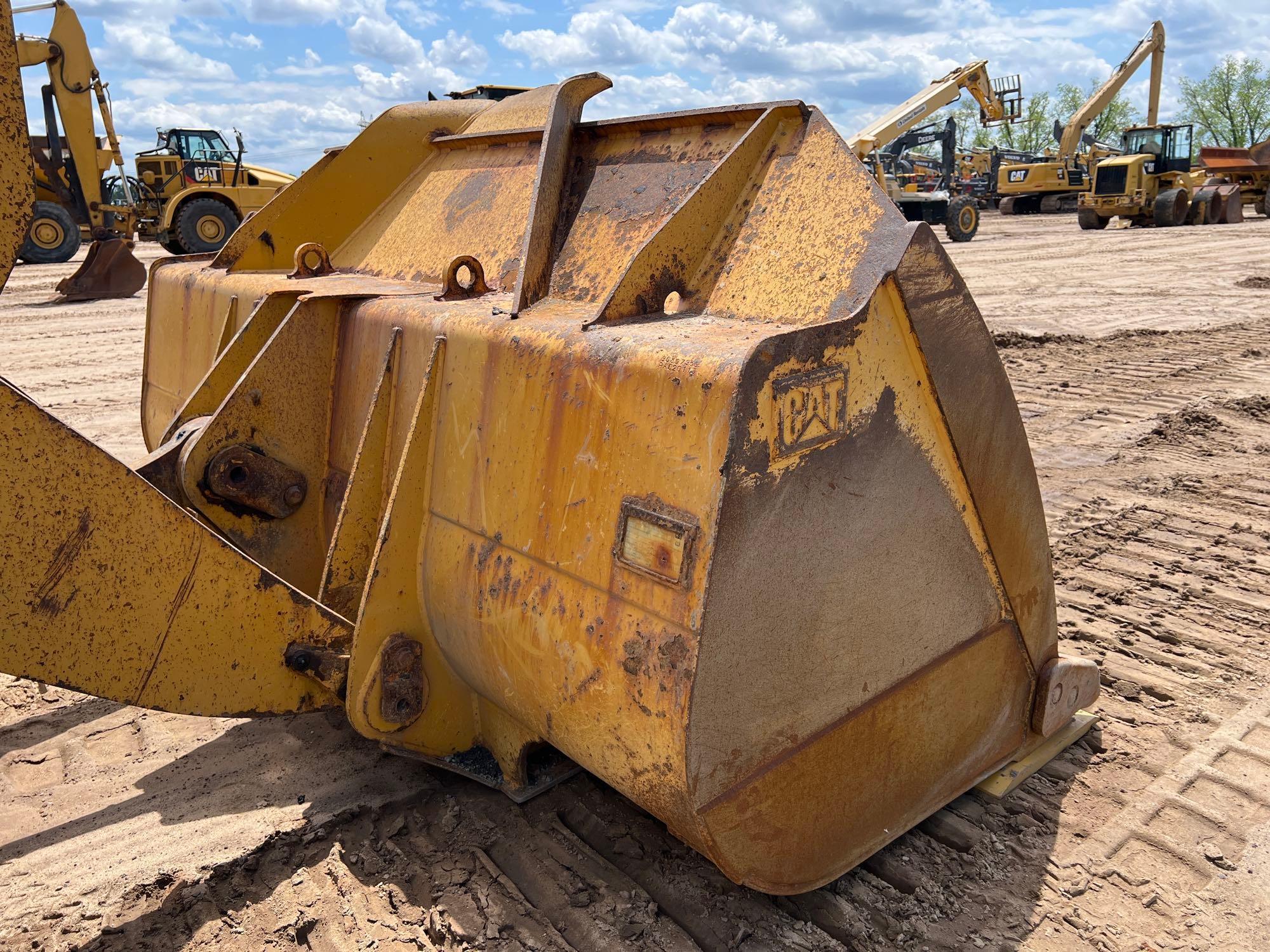 2019 CATERPILLAR 962M RUBBER TIRE LOADER