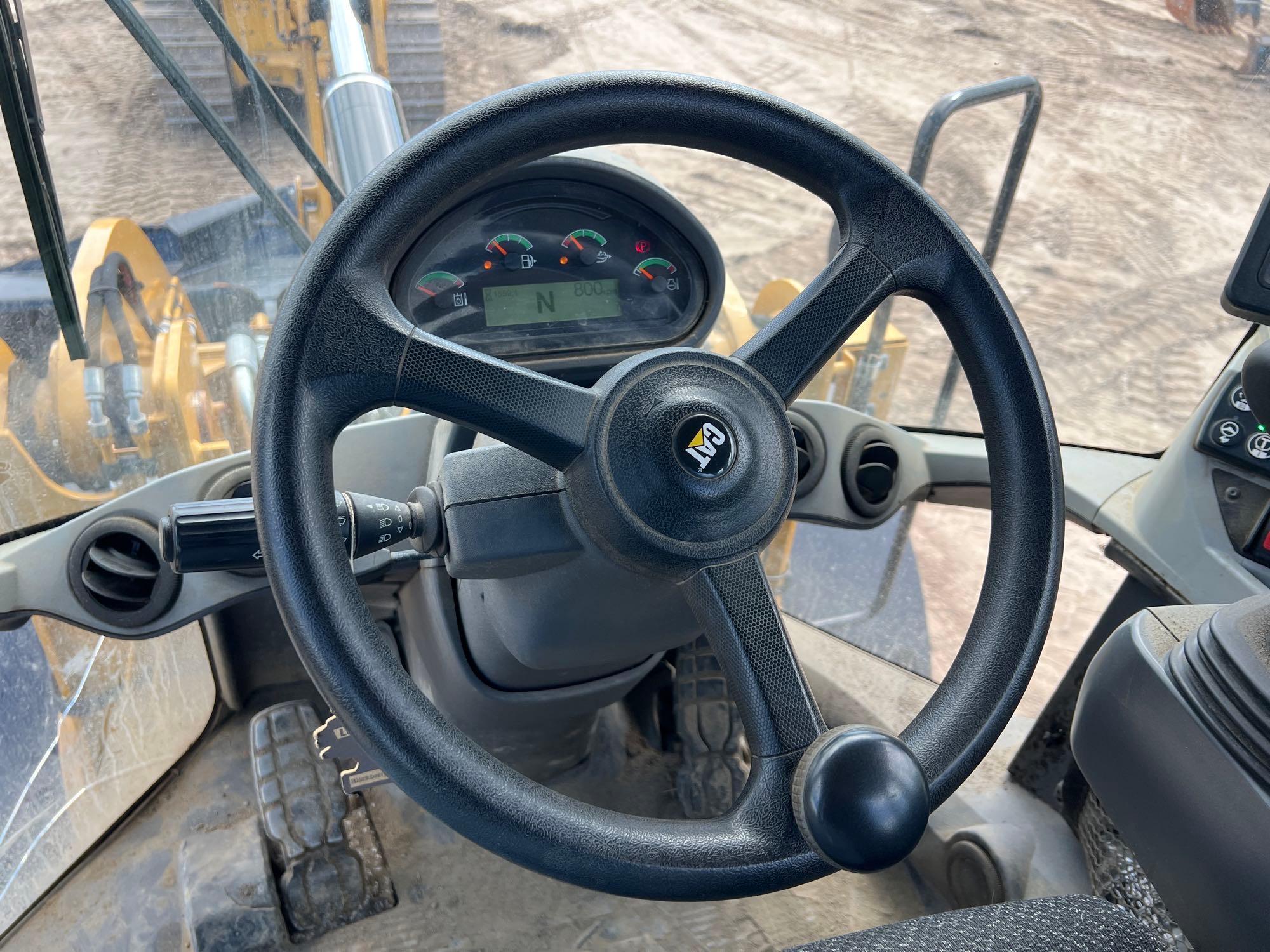 2017 CATERPILLAR 930M RUBBER TIRE LOADER