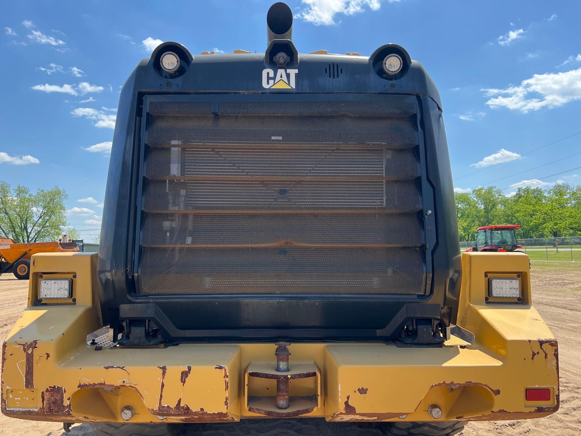 2016 CATERPILLAR 950M RUBBER TIRE LOADER