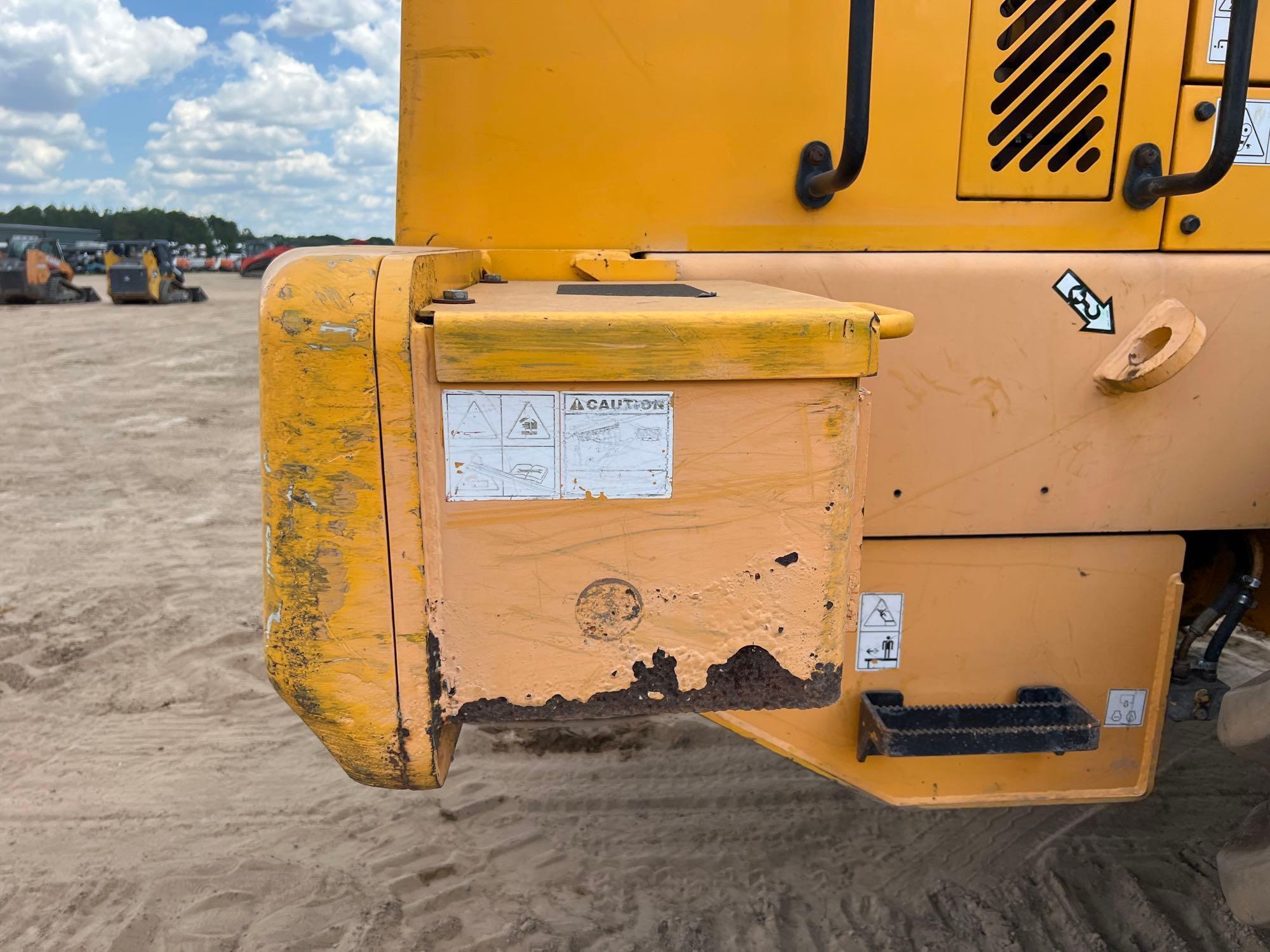 2005 HYUNDAI HL757-7 RUBBER TIRE LOADER