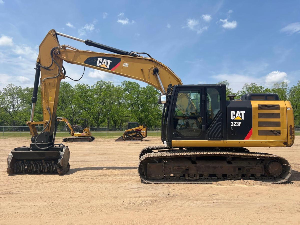 2016 CATERPILLAR 323FL EXCAVATOR