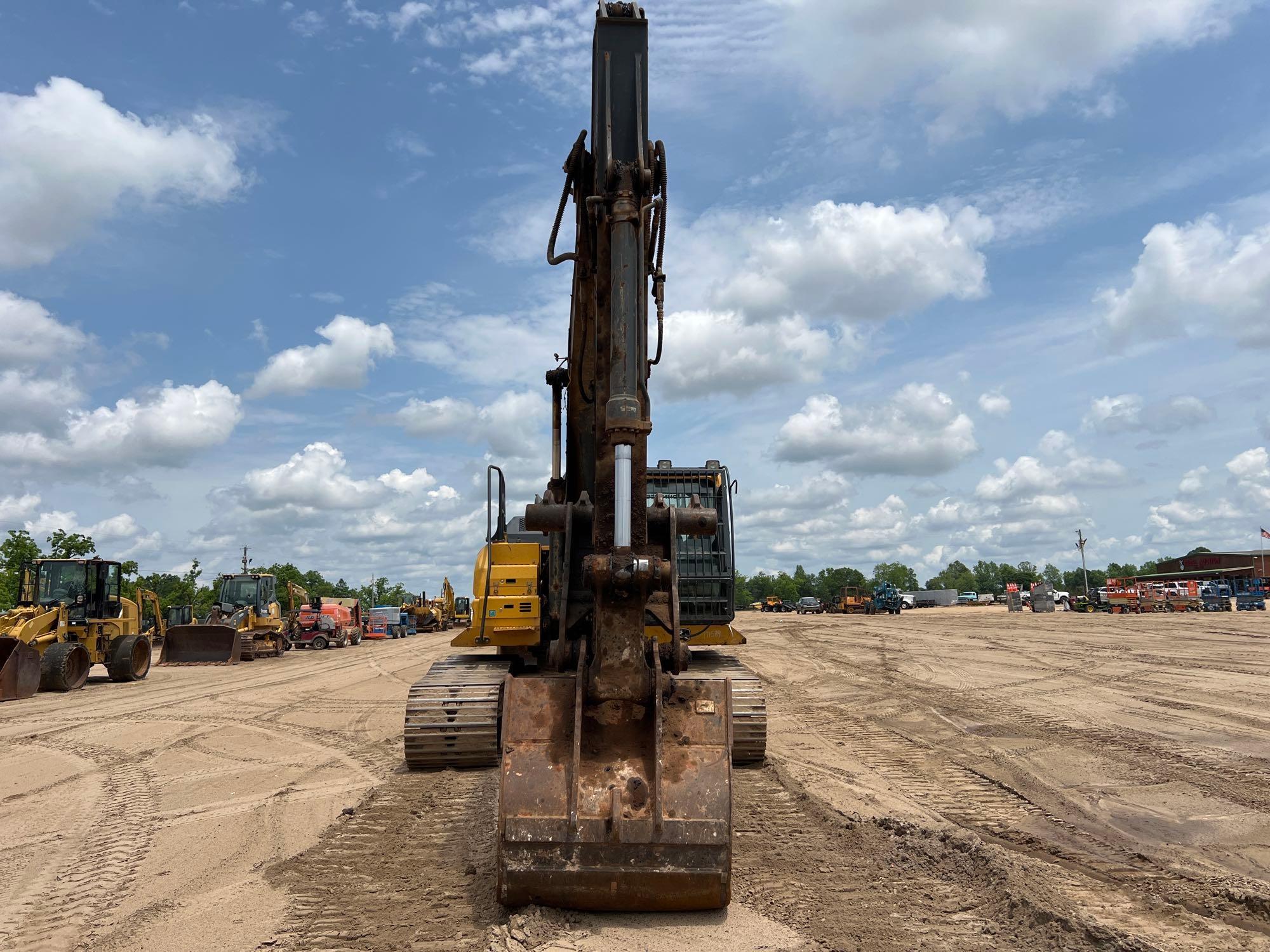 2017 JOHN DEERE 210G LC EXCAVATOR