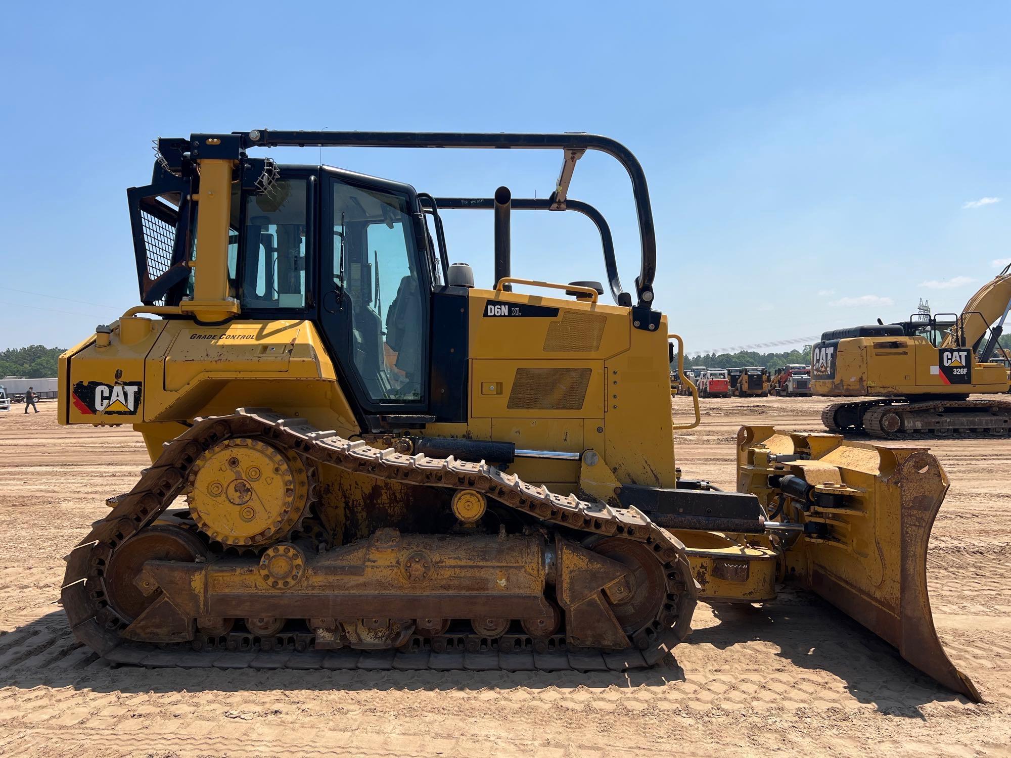 2019 CATERPILLAR D6N XL HI TRACK CRAWLER DOZER