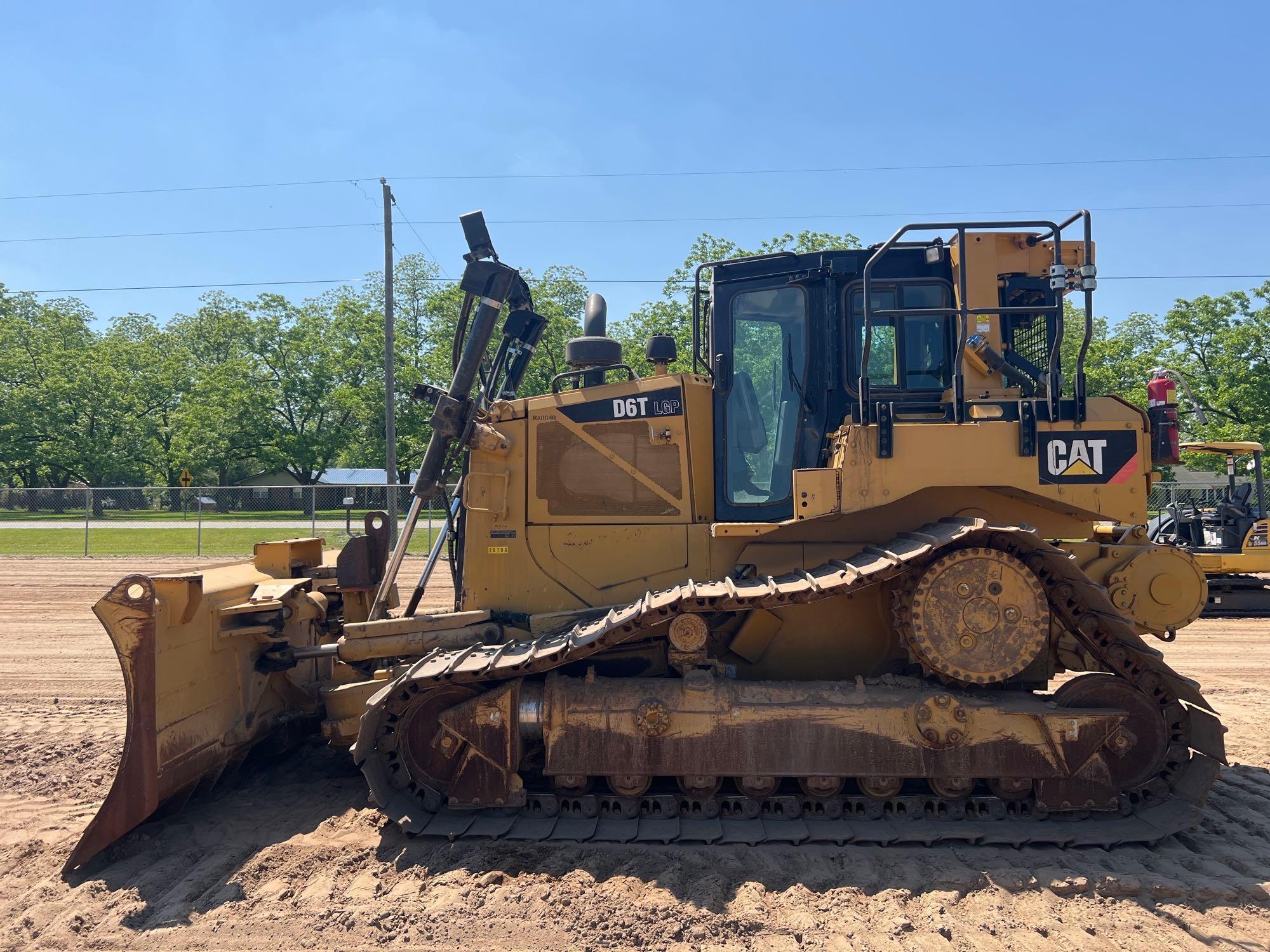 2015 CATERPILLAR D6T LGP HI-TRACK CRAWLER DOZER