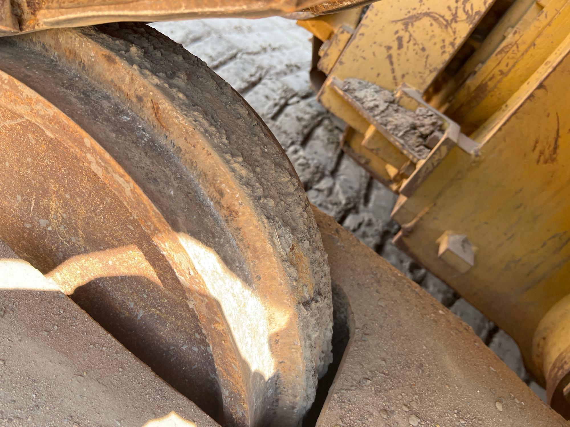 2015 CATERPILLAR D6T LGP HI-TRACK CRAWLER DOZER