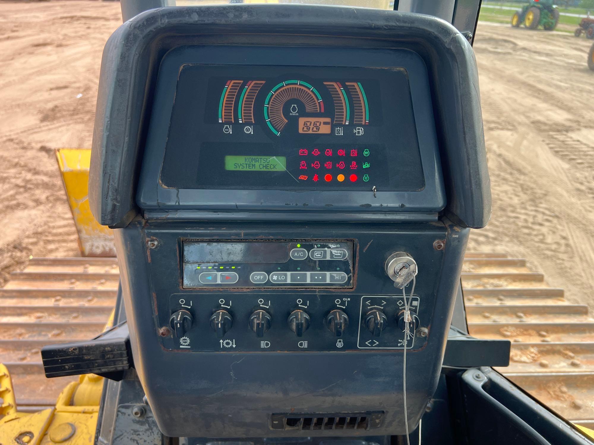 2011 KOMATSU D61PX-15E0 CRAWLER DOZER