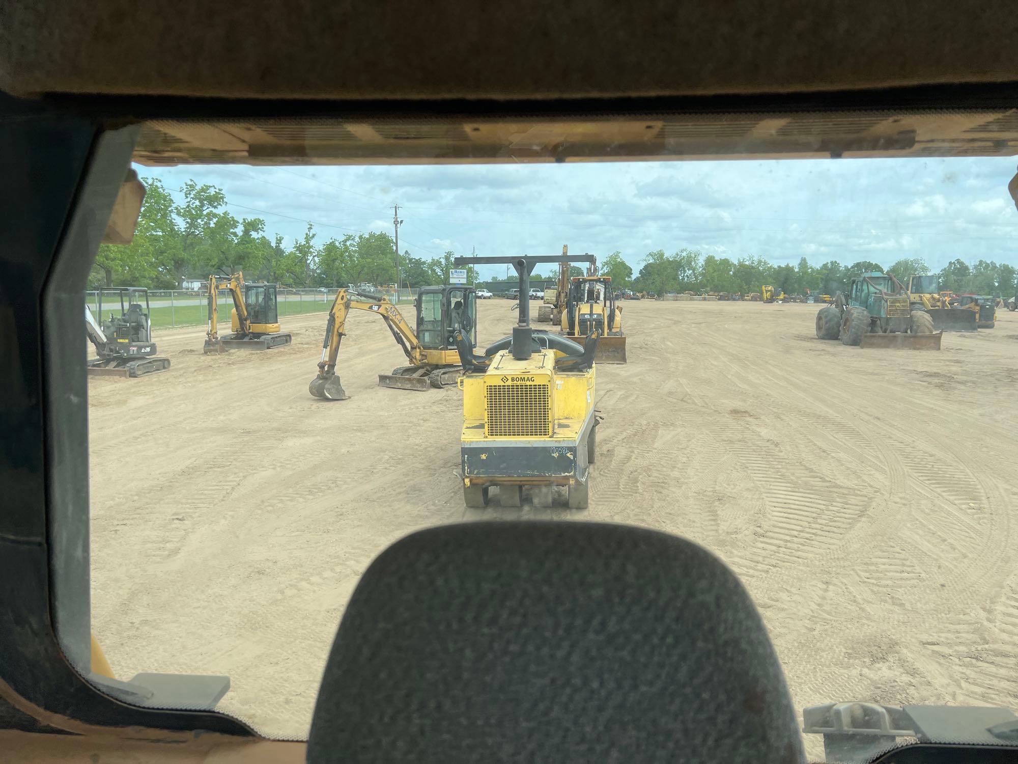 2006 JOHN DEERE 750J LGP CRAWLER DOZER