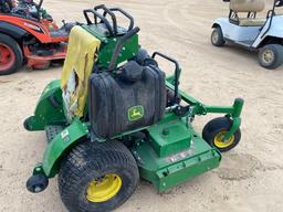 JOHN DEERE 652R STAND ON ZERO TURN MOWER