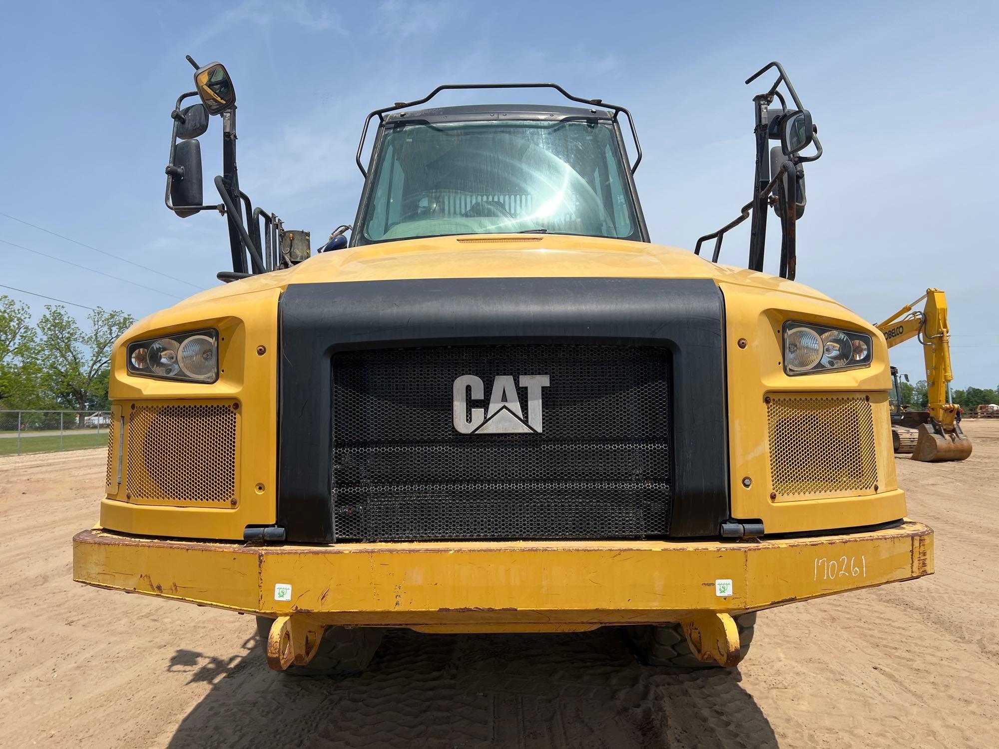 2015 CATERPILLAR 730C 6X6 OFF ROAD WATER TRUCK