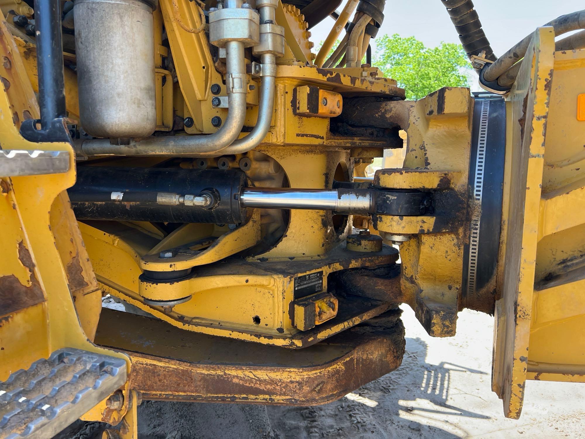 2017 CATERPILLAR 745 - 6X6 OFF ROAD DUMP TRUCK