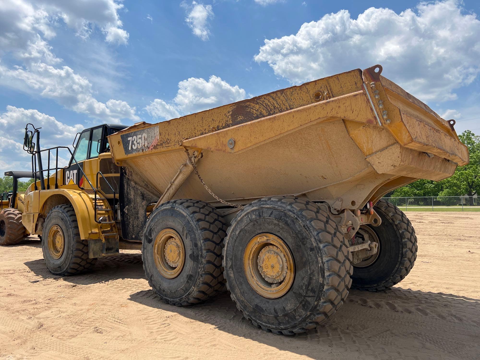 2018 CATERPILLAR 735C 6X6 OFF ROAD DUMP TRUCK