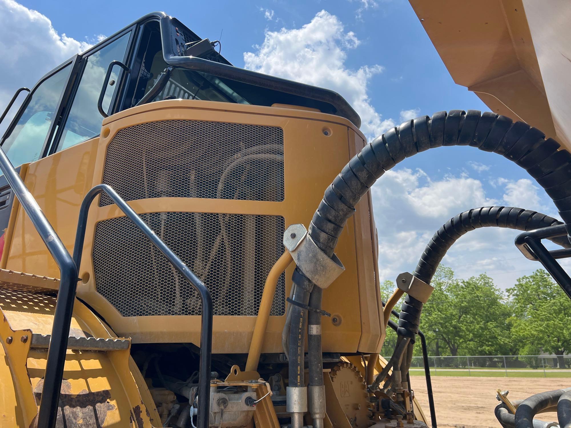 2018 CATERPILLAR 735C 6X6 OFF ROAD DUMP TRUCK