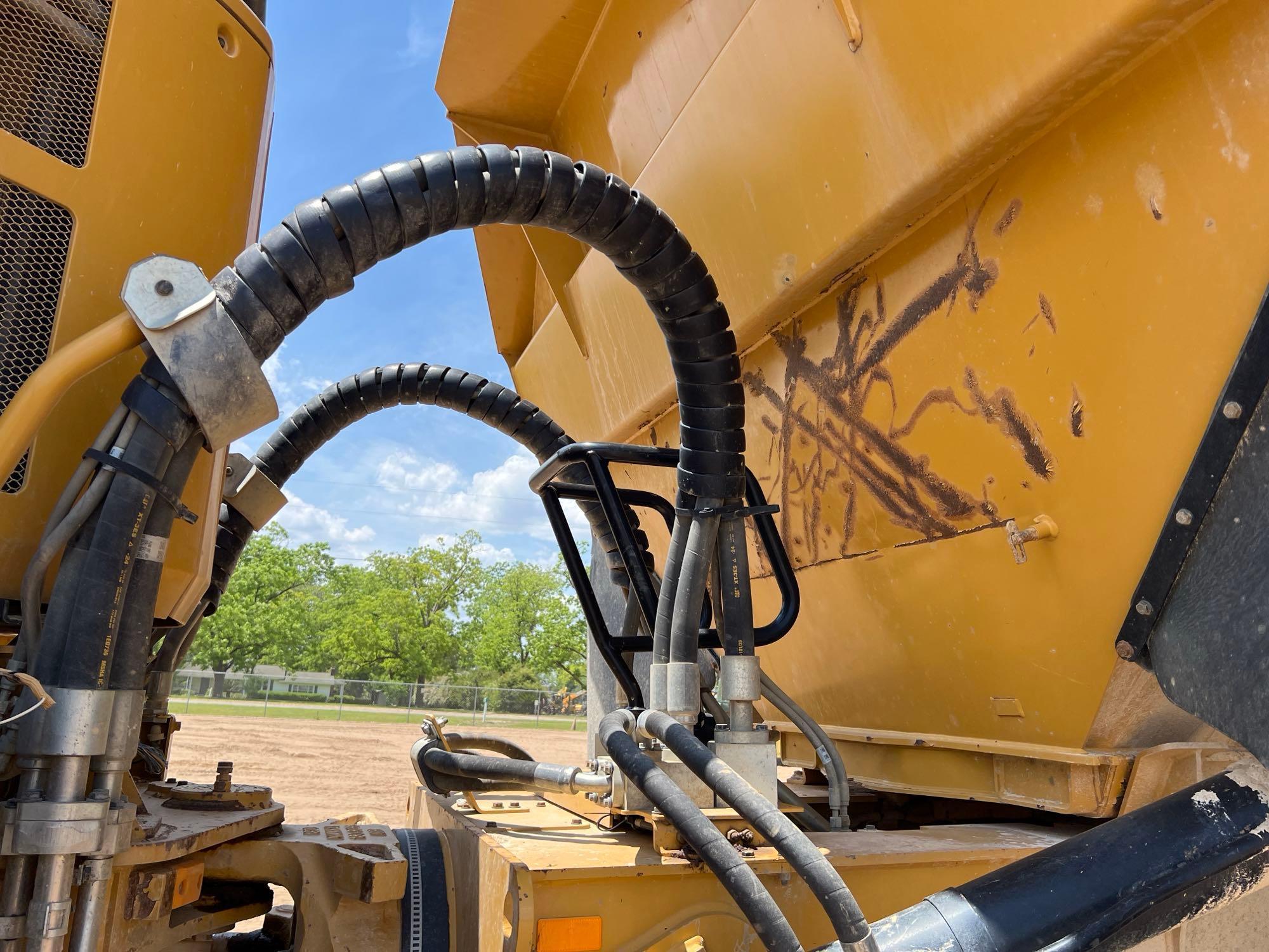 2018 CATERPILLAR 735C 6X6 OFF ROAD DUMP TRUCK