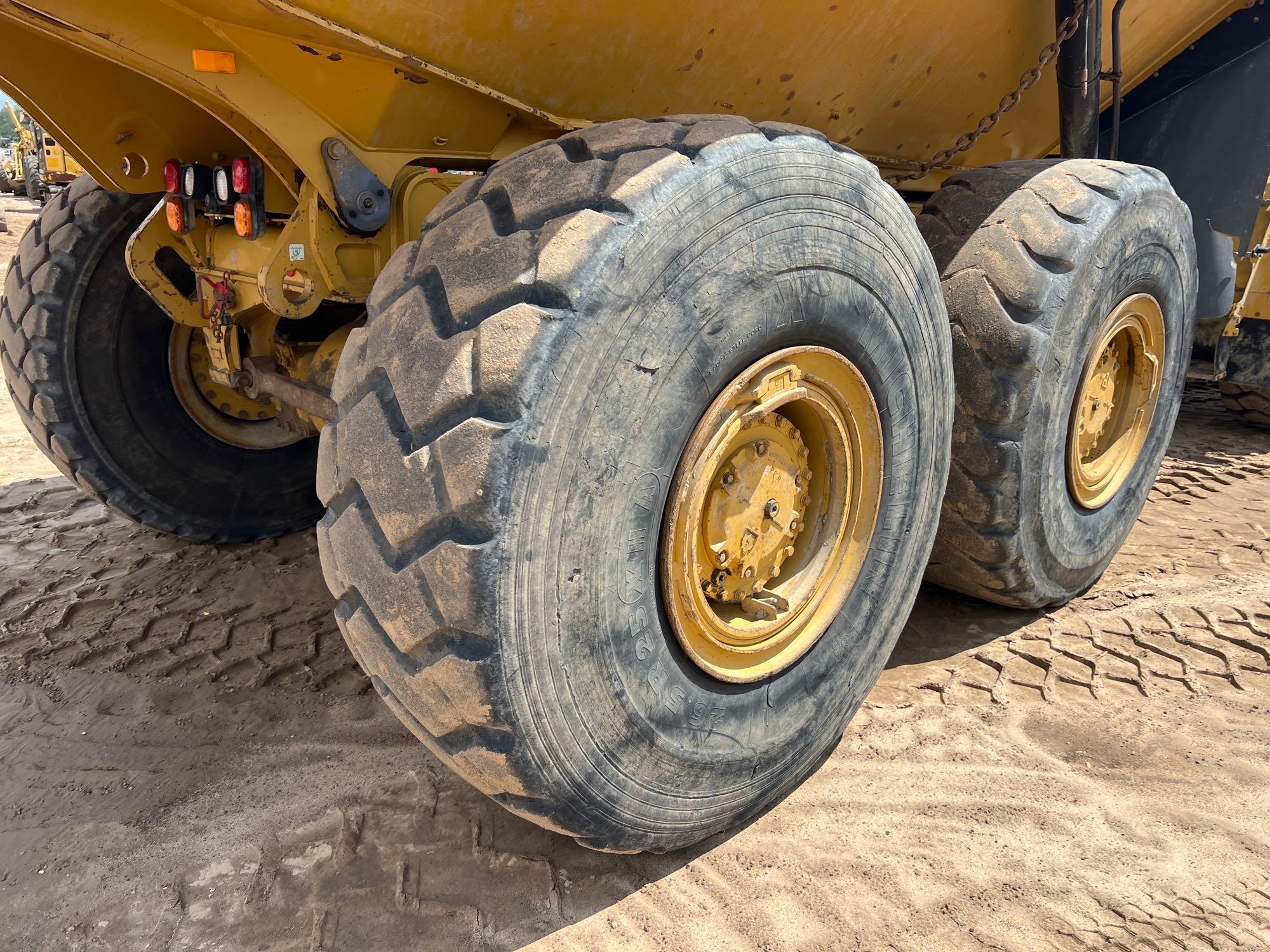 2017 CATERPILLAR 735C 6X6 OFF ROAD DUMP TRUCK