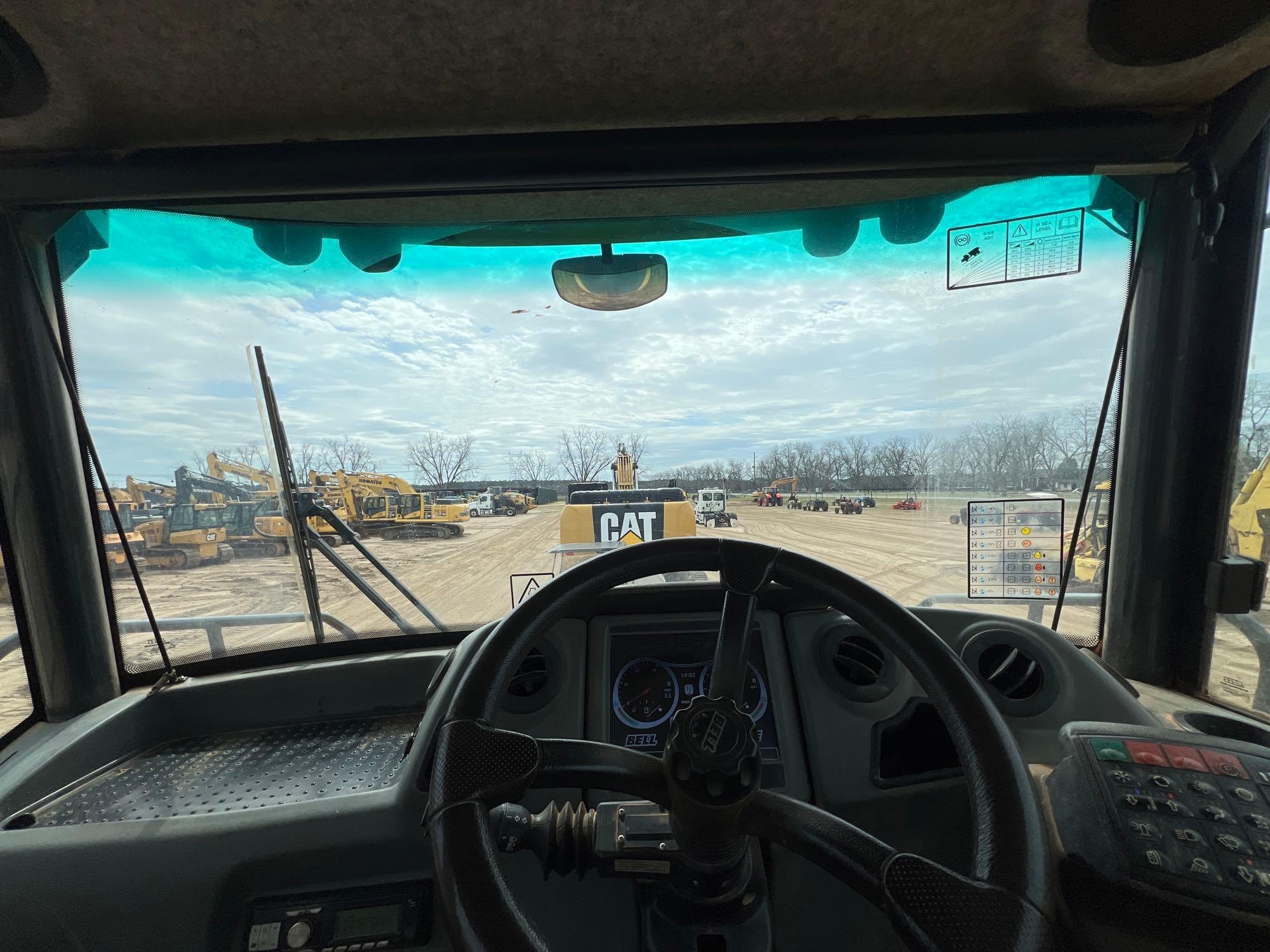 2019 BELL B30E 6X6 OFF ROAD DUMP TRUCK