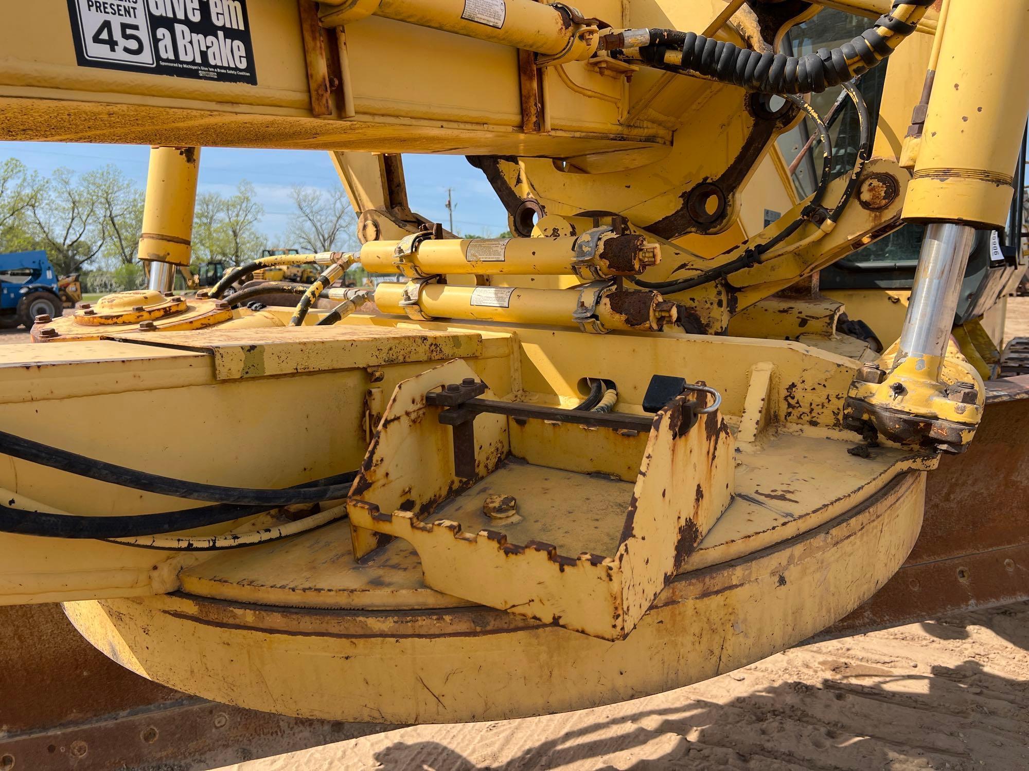 KOMATSU GD530A MOTOR GRADER