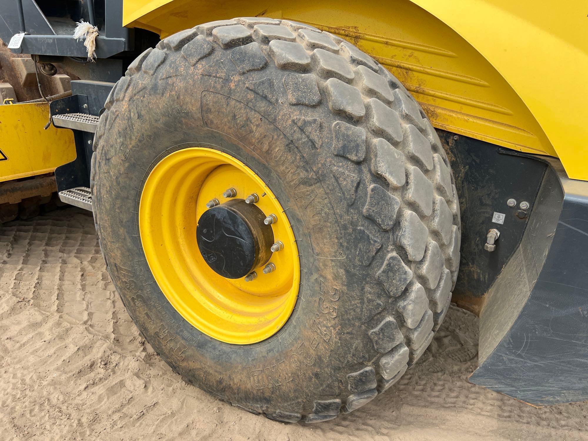 2020 BOMAG BW211DH-5 DW PAD FOOT ROLLER