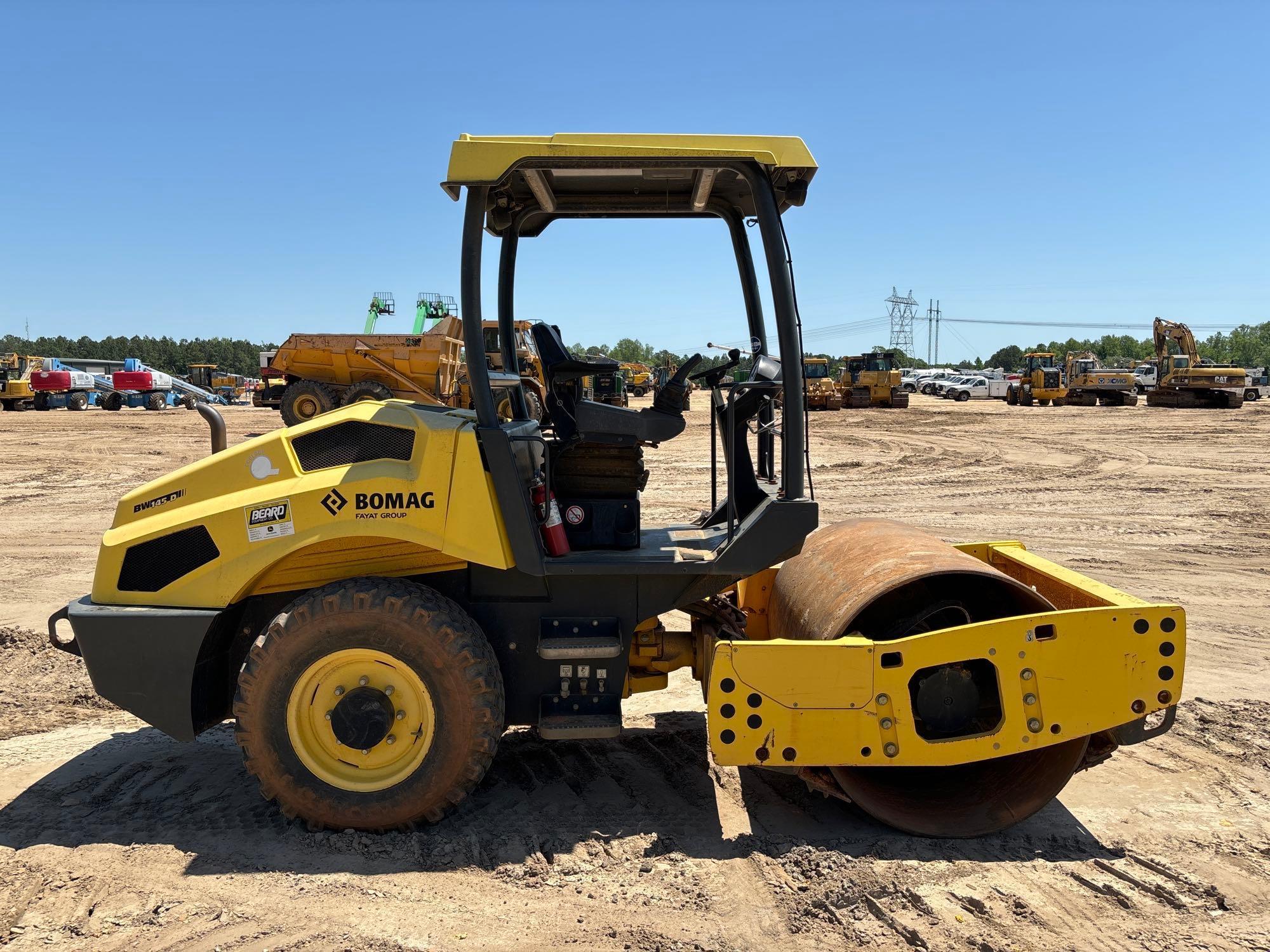 2016 BOMAG BW145D SMOOTH DRUM ROLLER