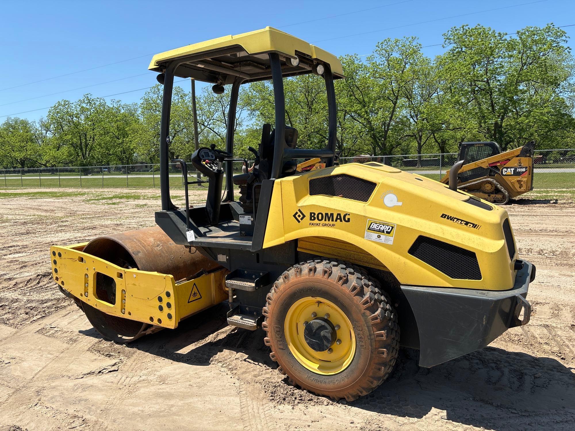 2016 BOMAG BW145D SMOOTH DRUM ROLLER