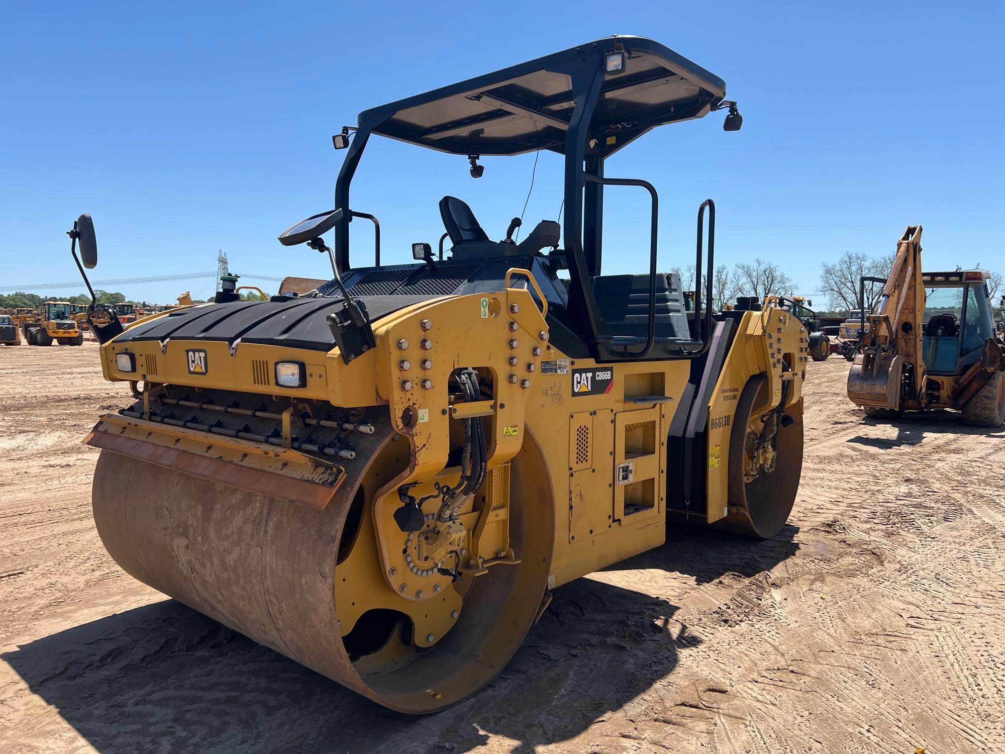 2017 CATERPILLAR CB66B DBL DRUM ROLLER