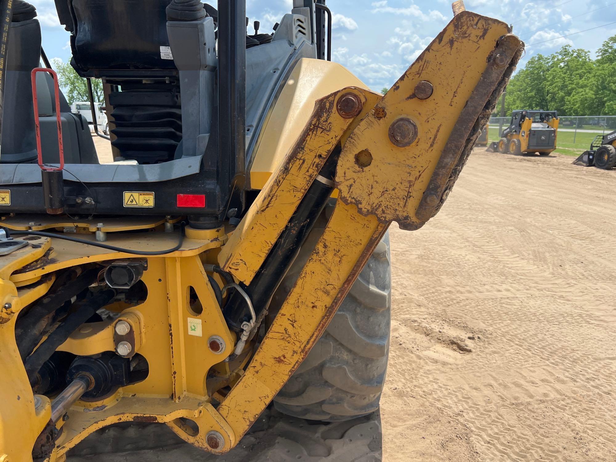 2015 CATERPILLAR 420F2 IT BACKHOE