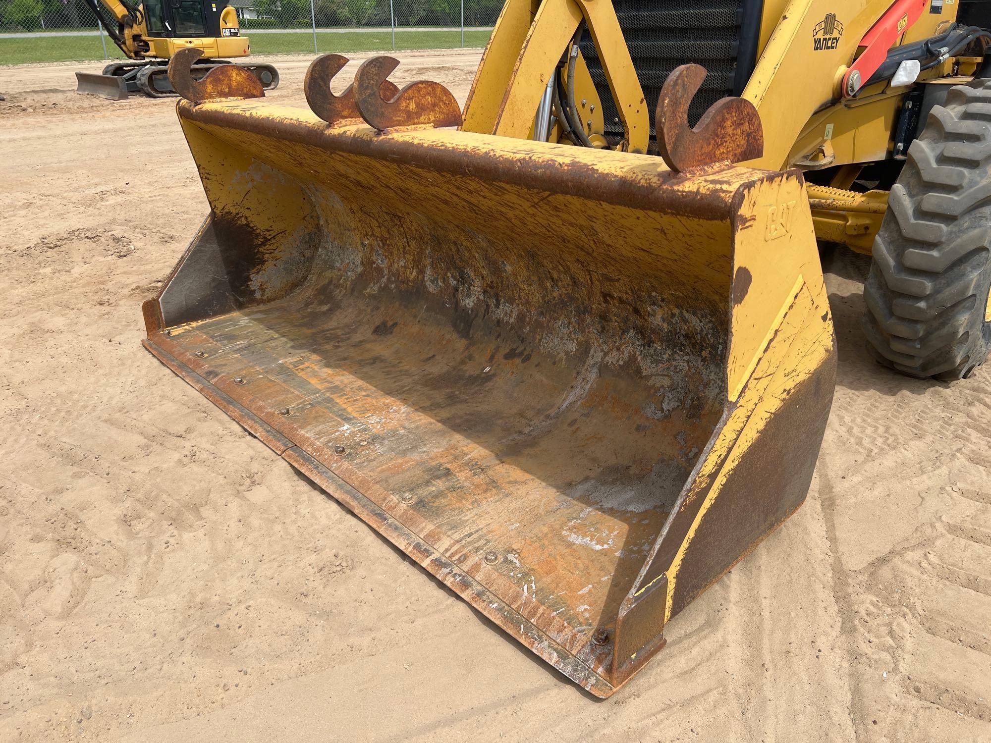 2015 CATERPILLAR 416F BACKHOE