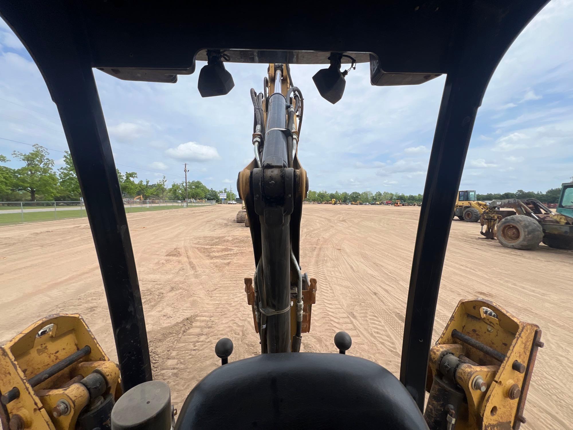 2015 CATERPILLAR 416F BACKHOE