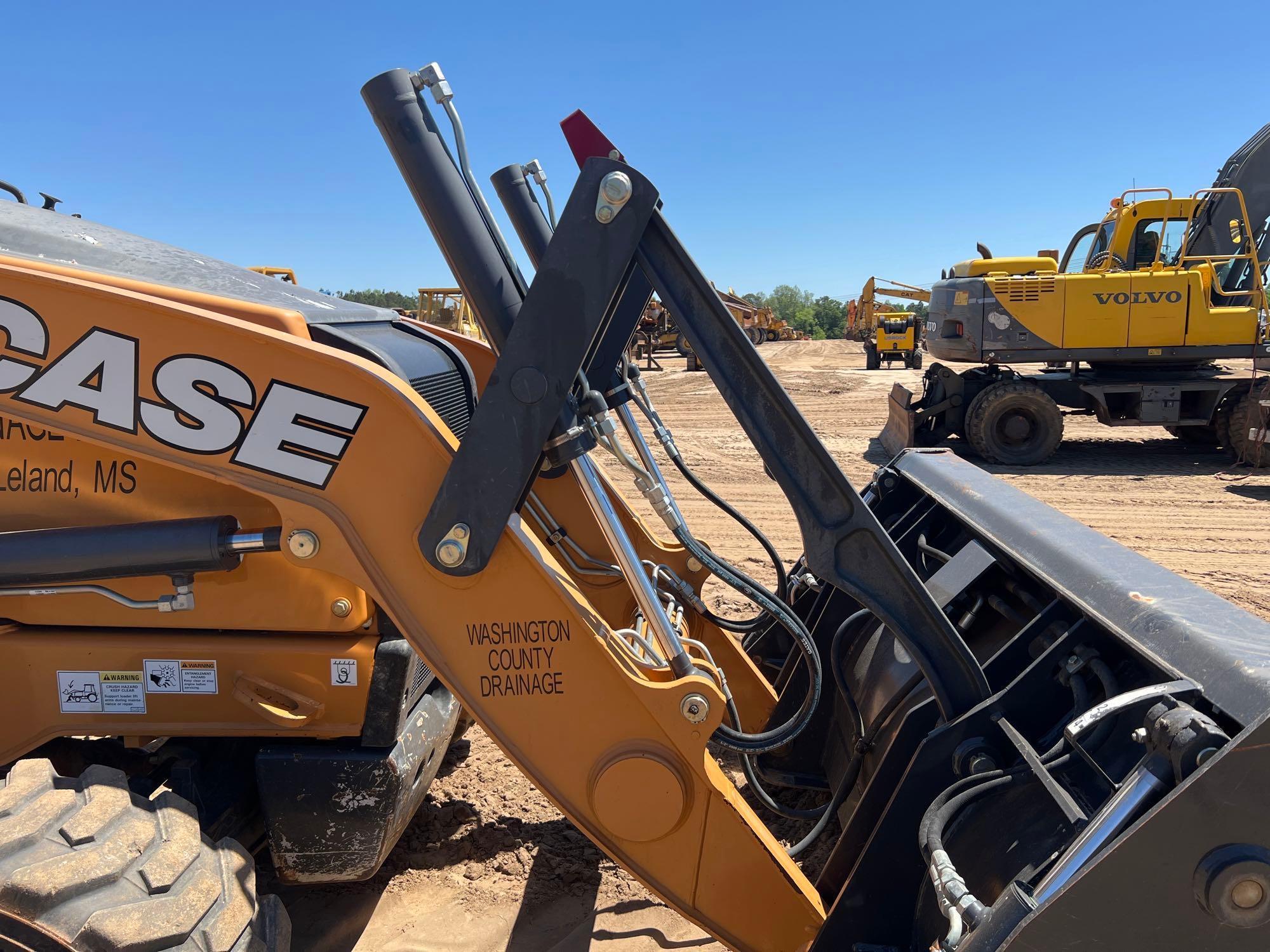 2018 CASE 580N BACKHOE