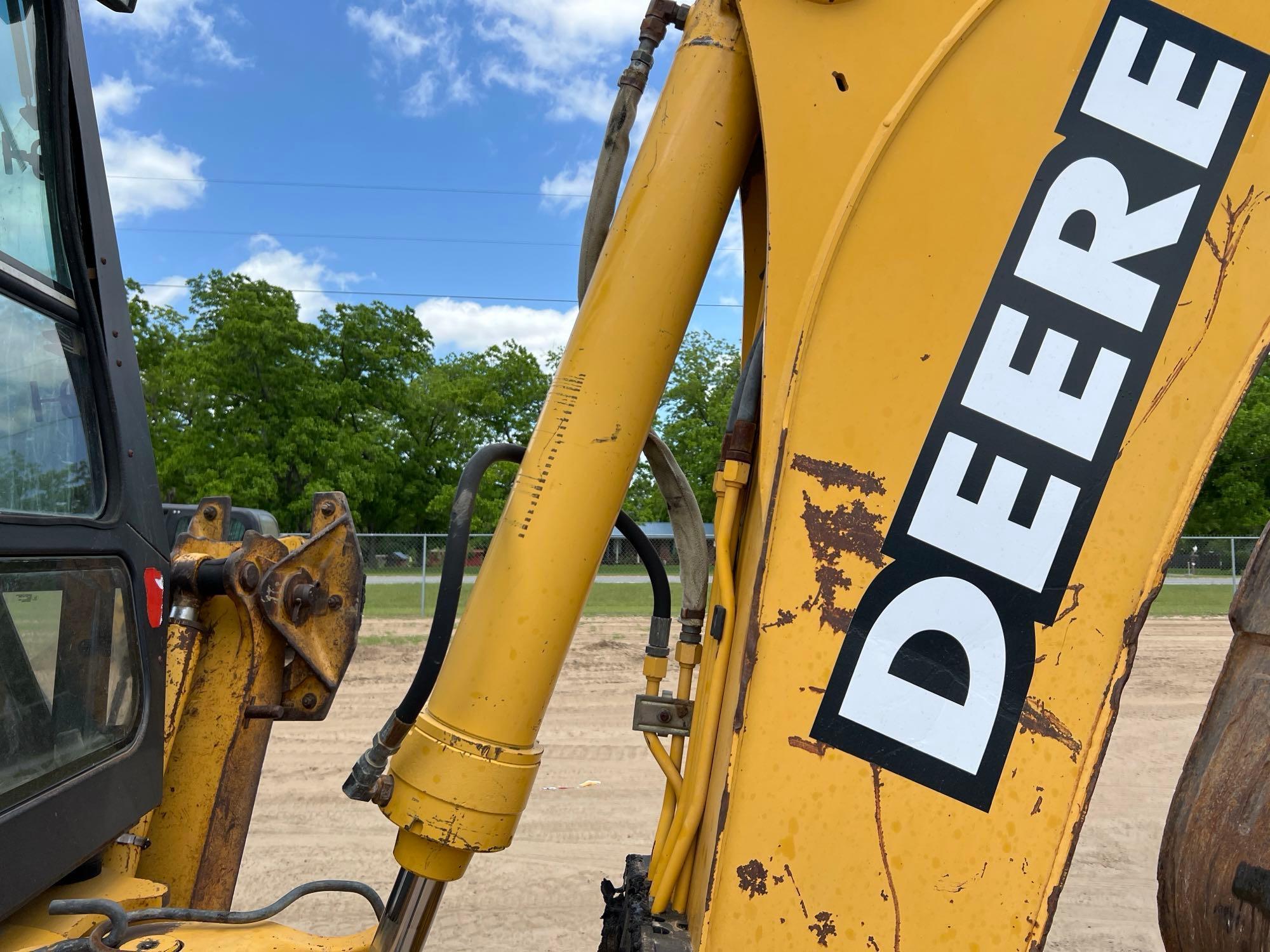 1998 JOHN DEERE 310E BACKHOE