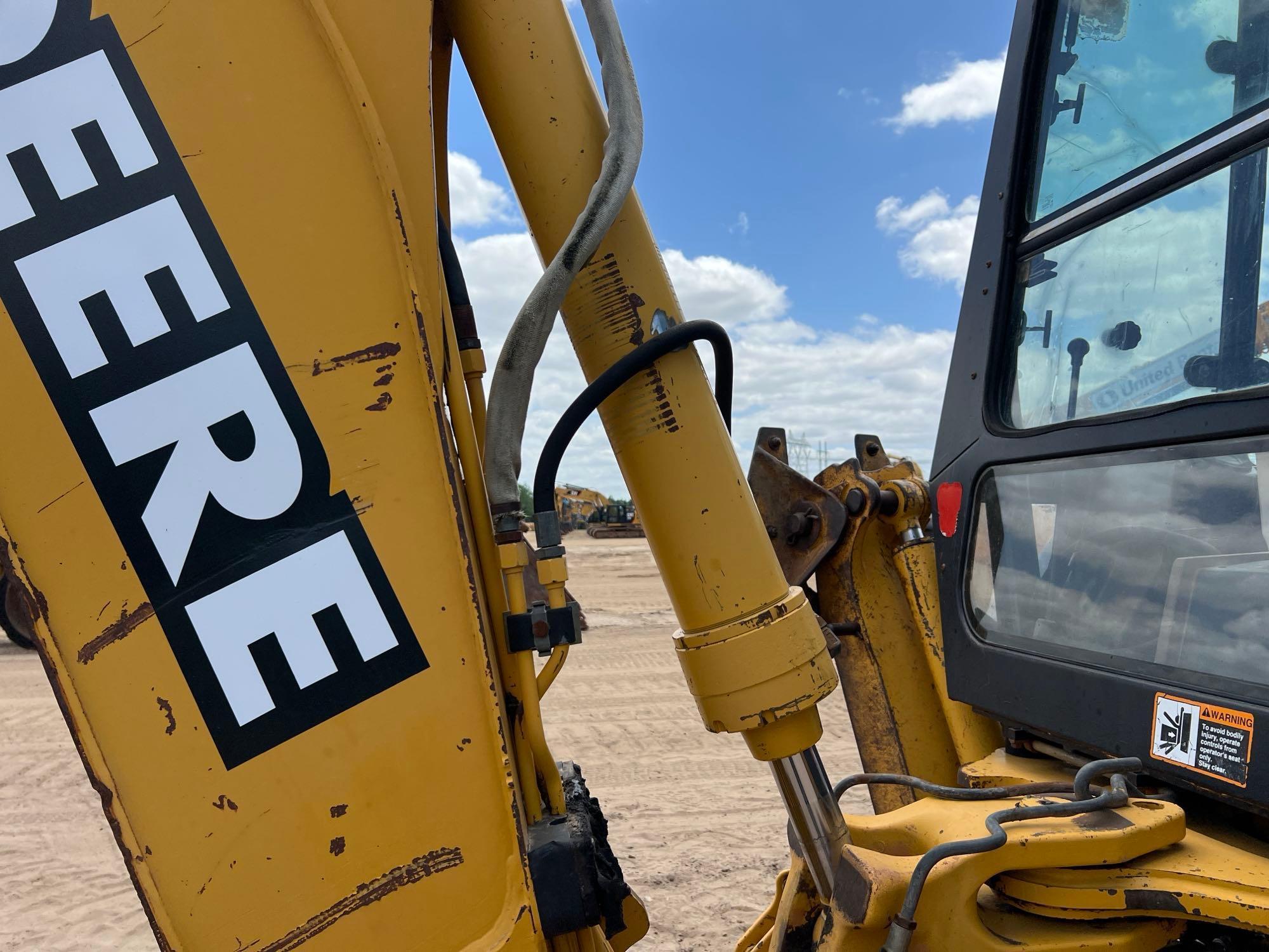 1998 JOHN DEERE 310E BACKHOE