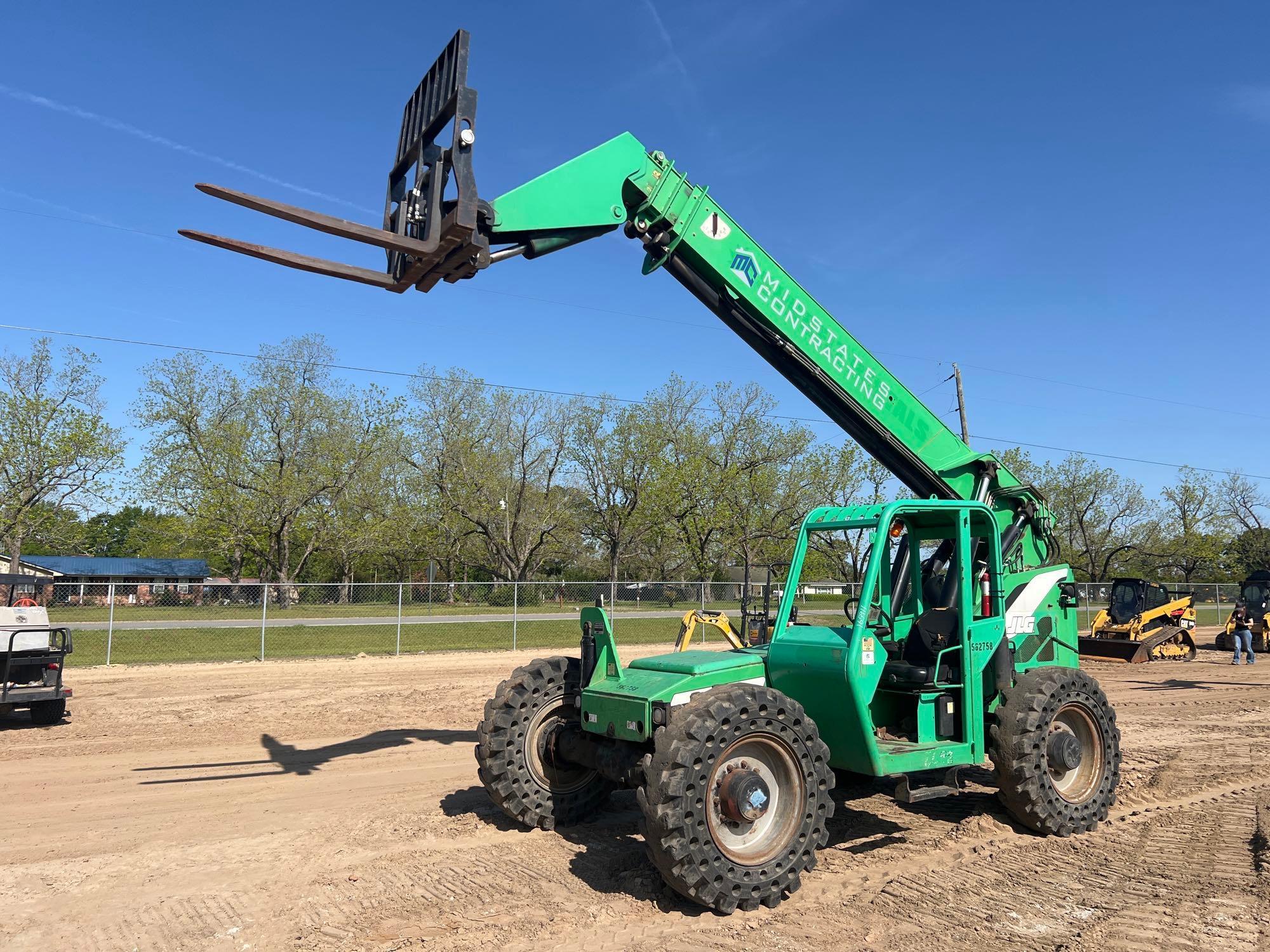 2013 JLG 8042 TELESCOPIC FORKLIFT