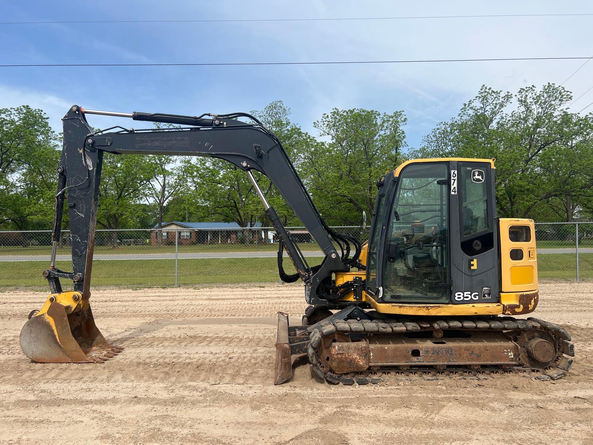 2015 JOHN DEERE 85G EXCAVATOR