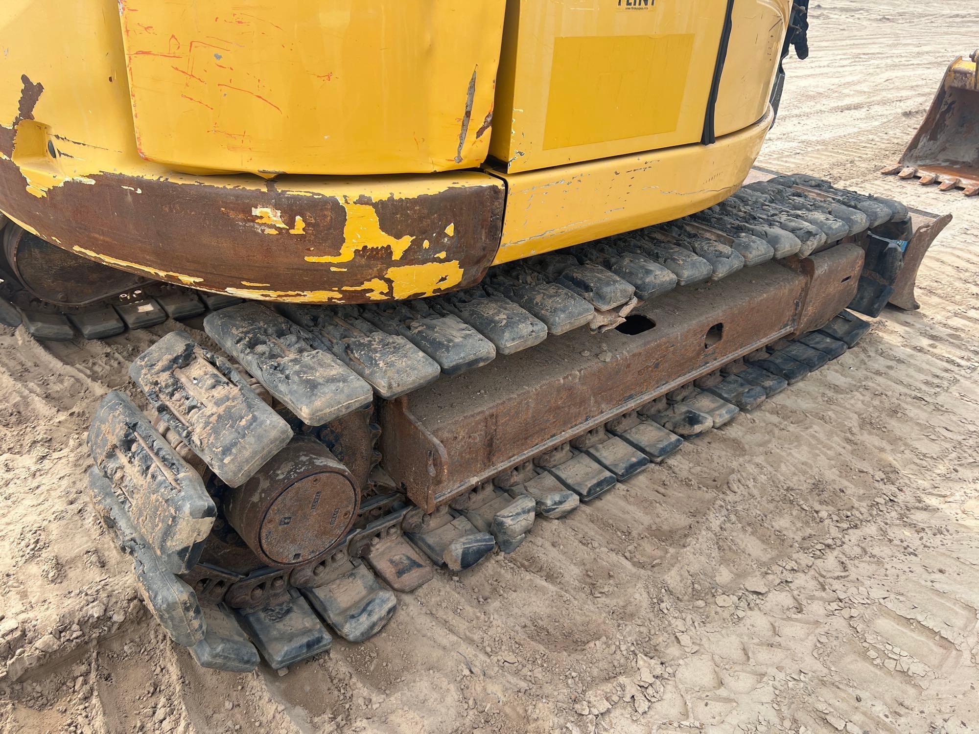 2015 JOHN DEERE 85G EXCAVATOR