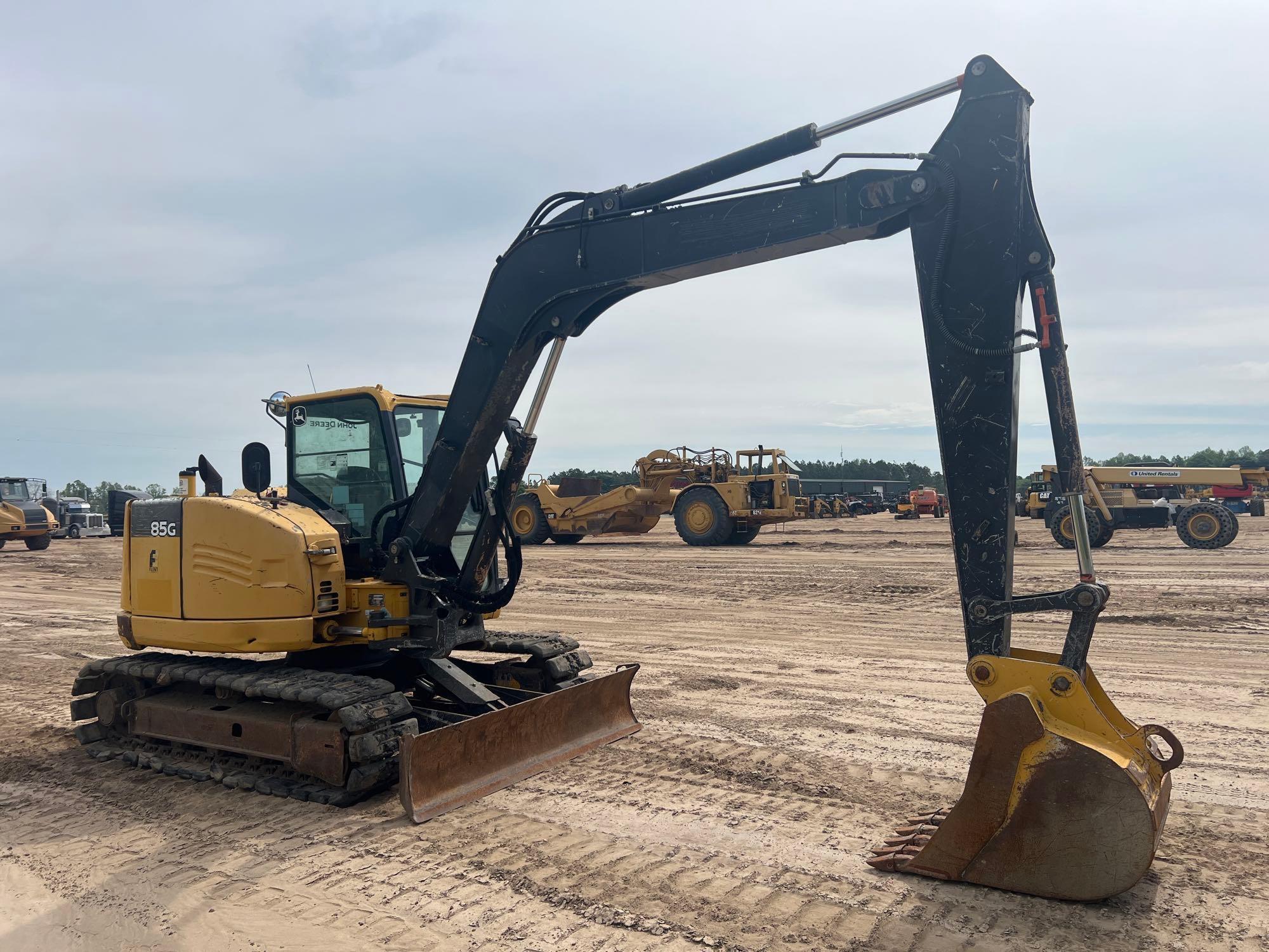 2015 JOHN DEERE 85G EXCAVATOR