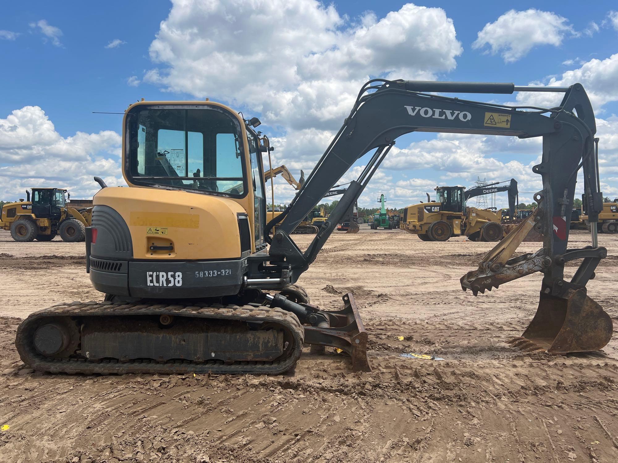 2013 VOLVO ECR58 EXCAVATOR