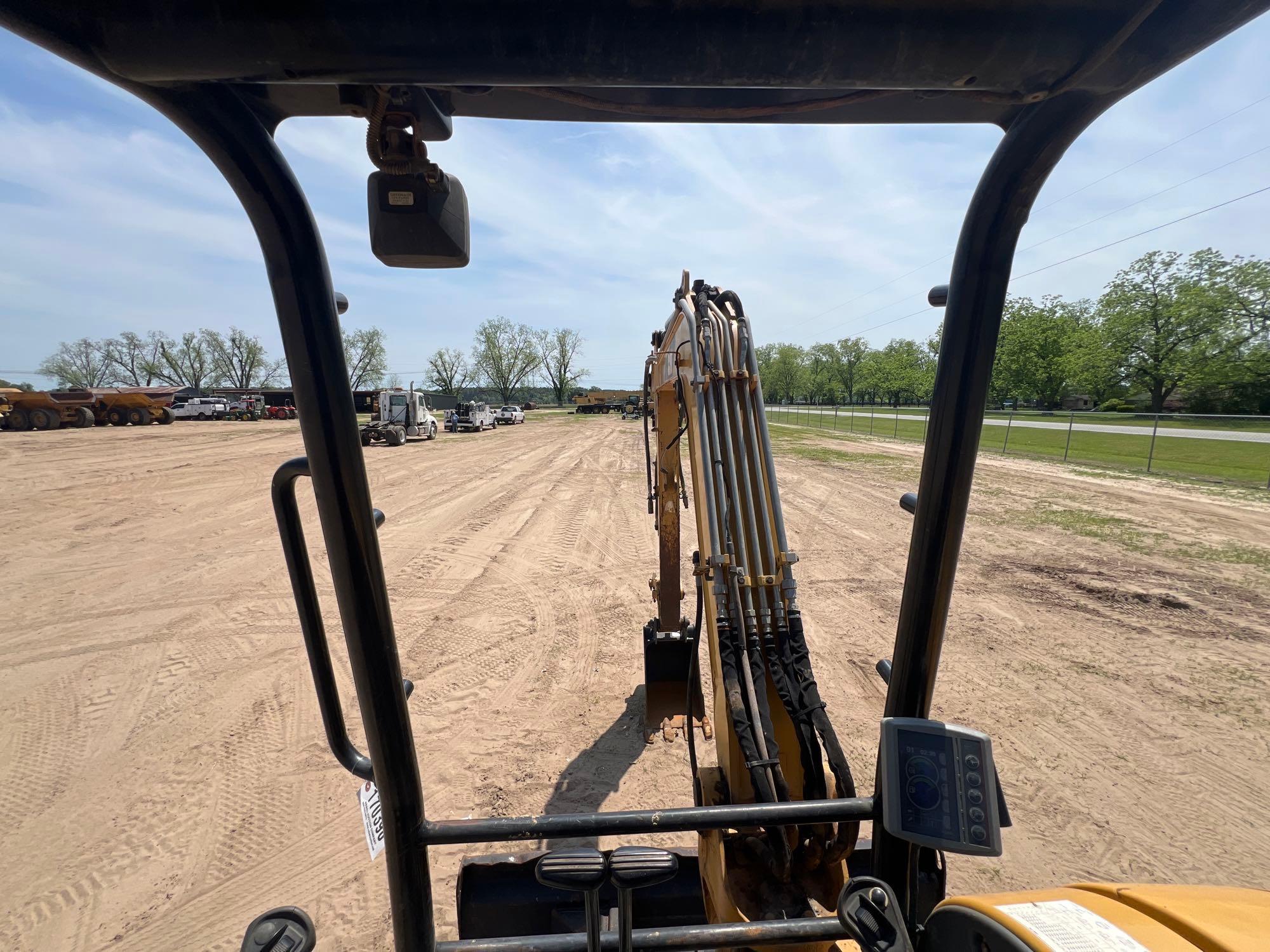 2015 CATERPILLAR 305E2 CR EXCAVATOR