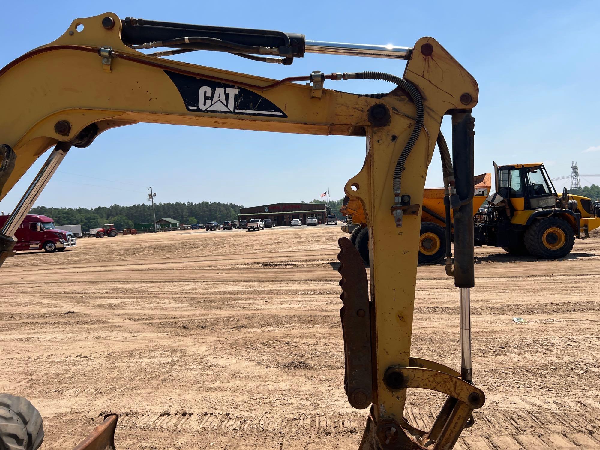 2005 CATERPILLAR 304CR EXCAVATOR