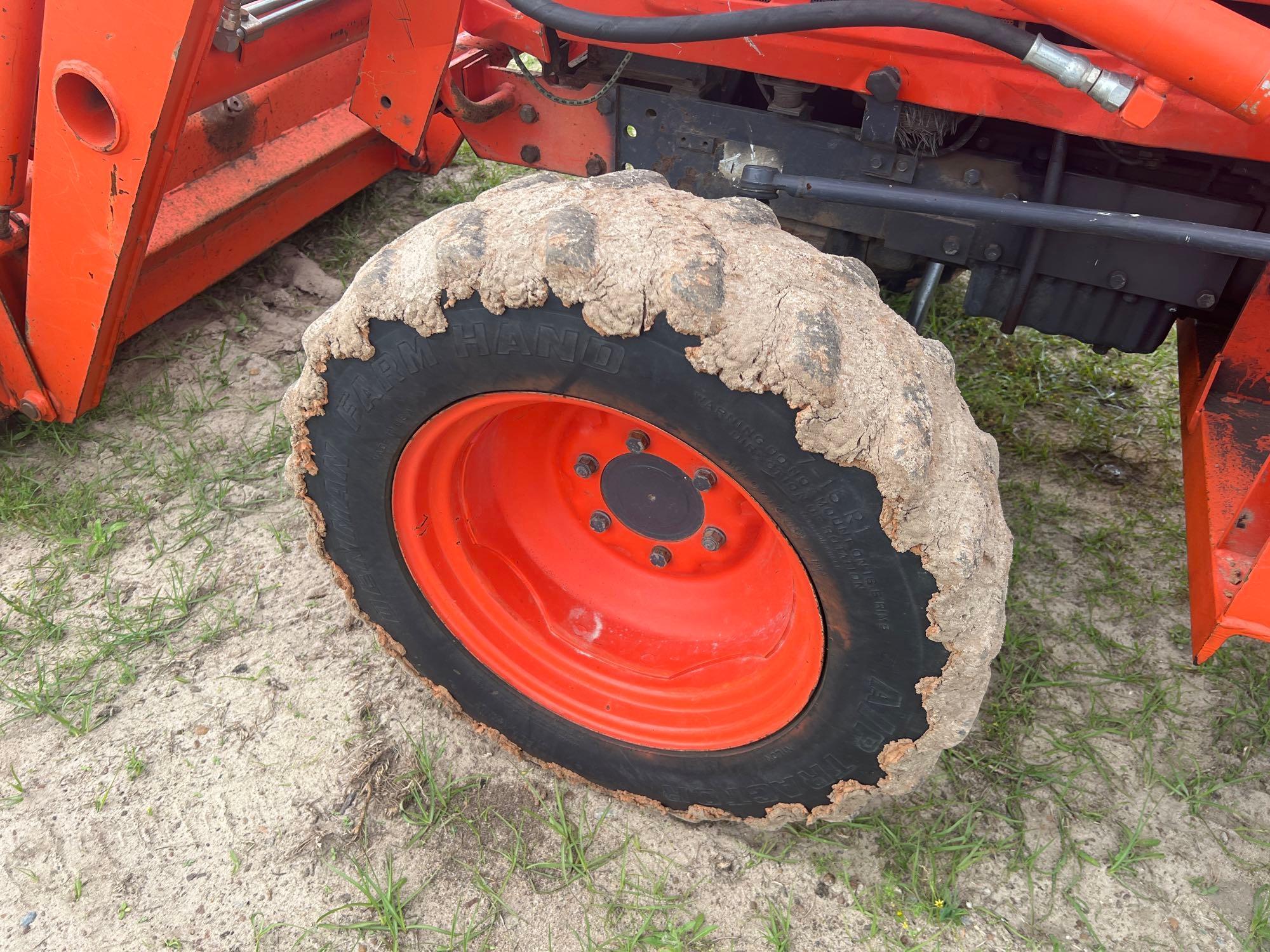 KUBOTA L2350 TRACTOR