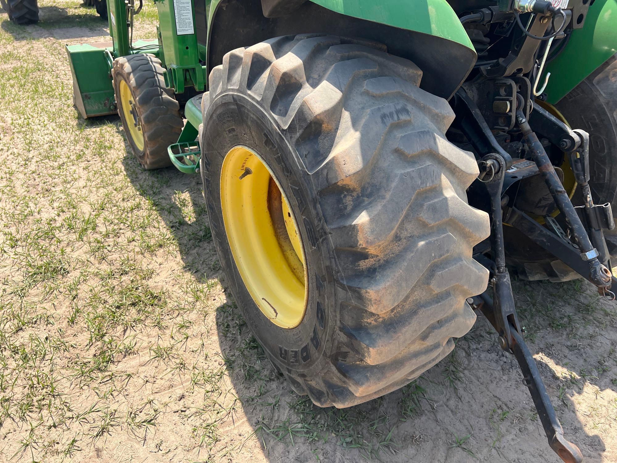 2004 JOHN DEERE 4410 TRACTOR