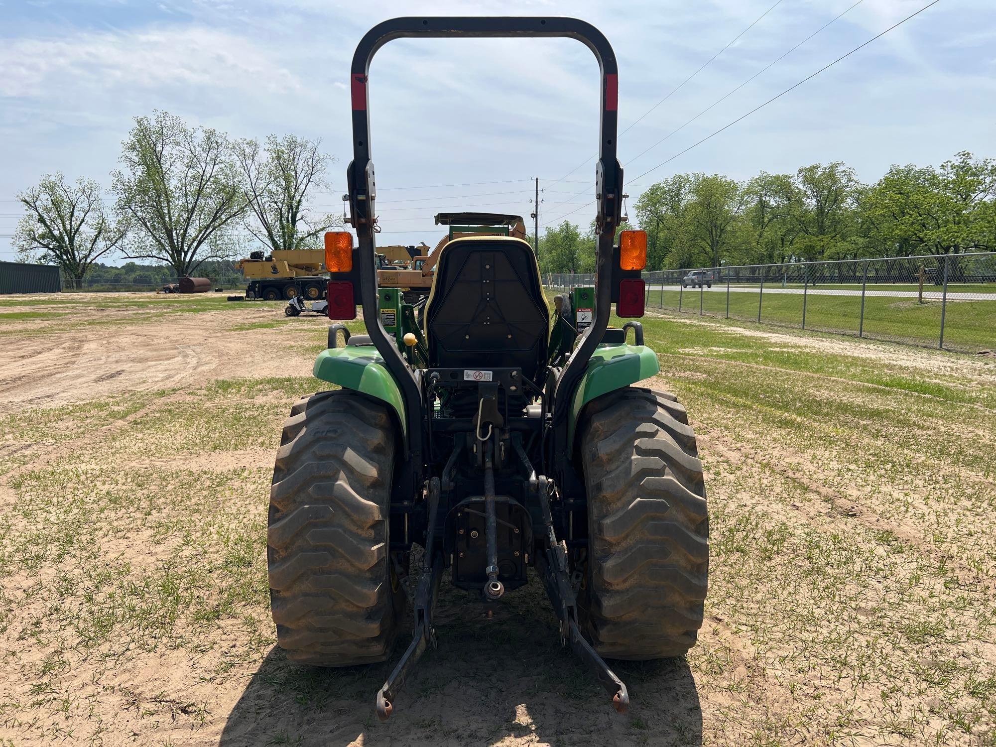 2004 JOHN DEERE 4410 TRACTOR