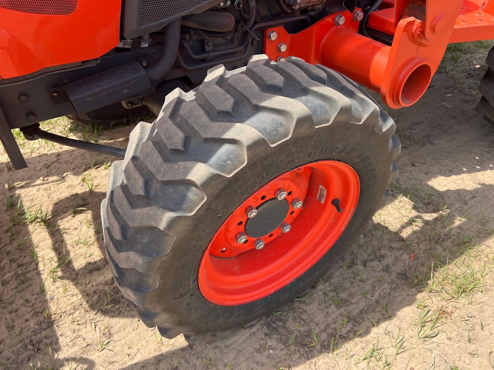 KUBOTA L3901 TRACTOR