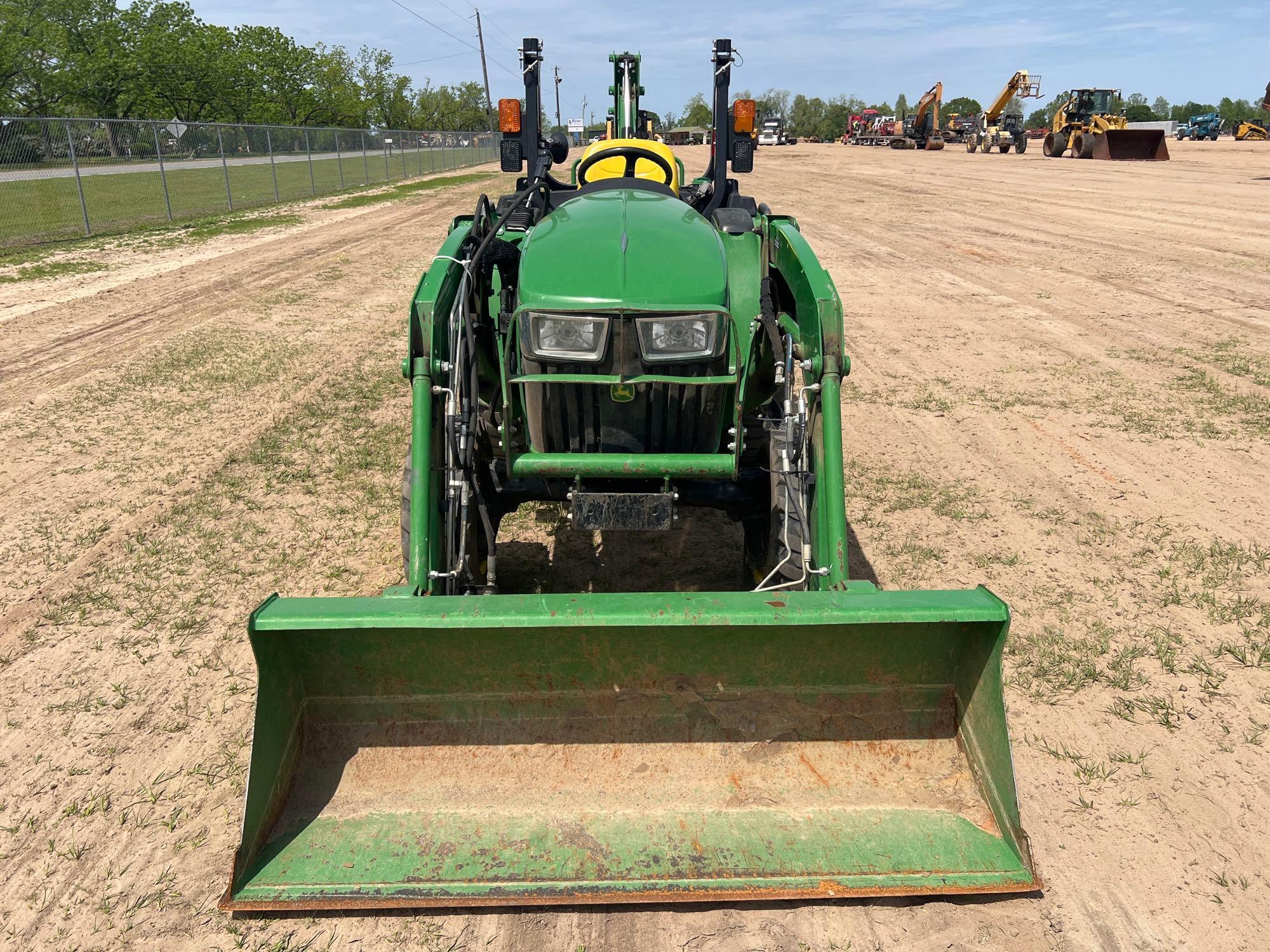 2018 JOHN DEERE 3025E TRACTOR