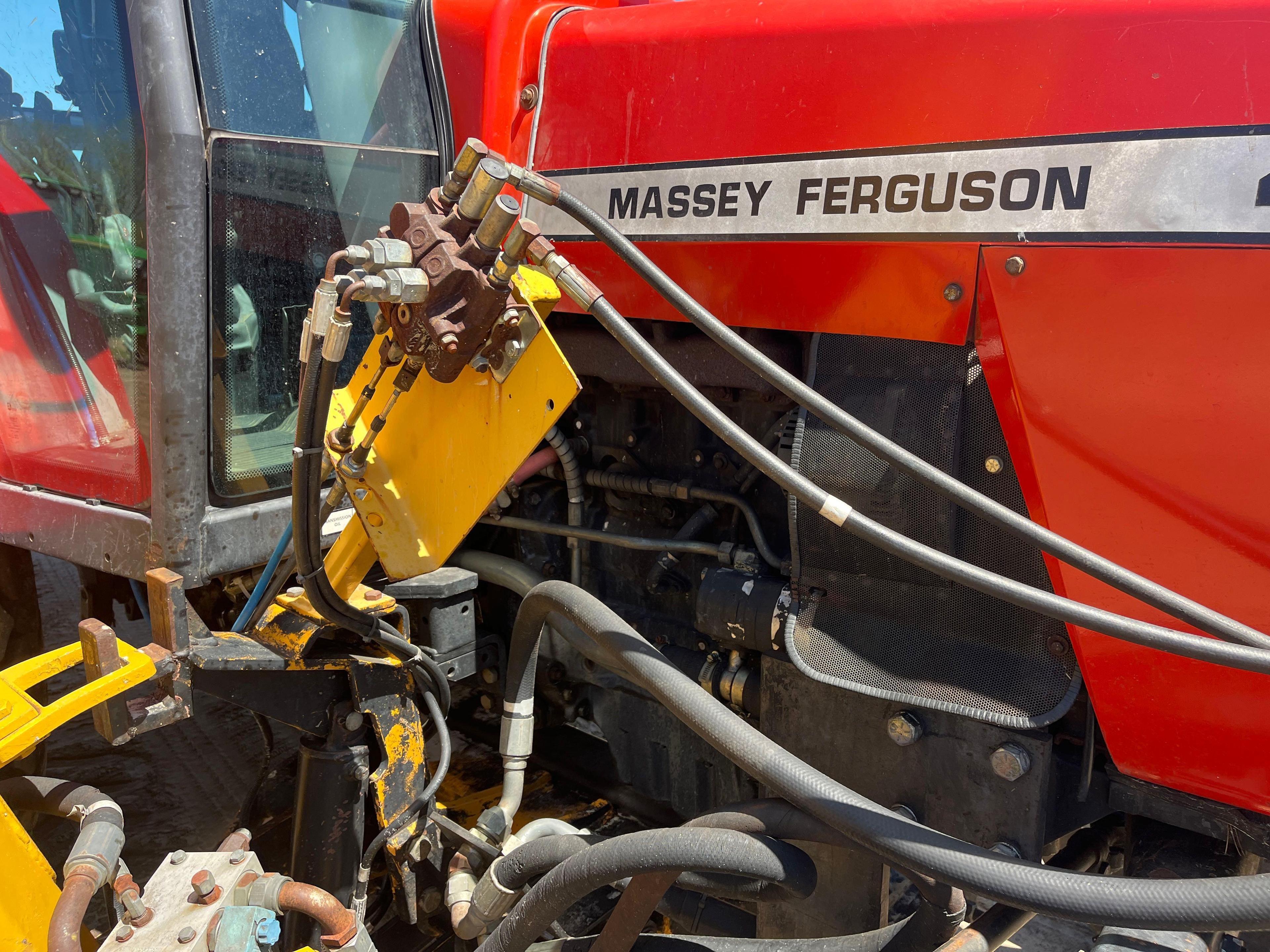 MASSEY FERGUSON 491 TRACTOR