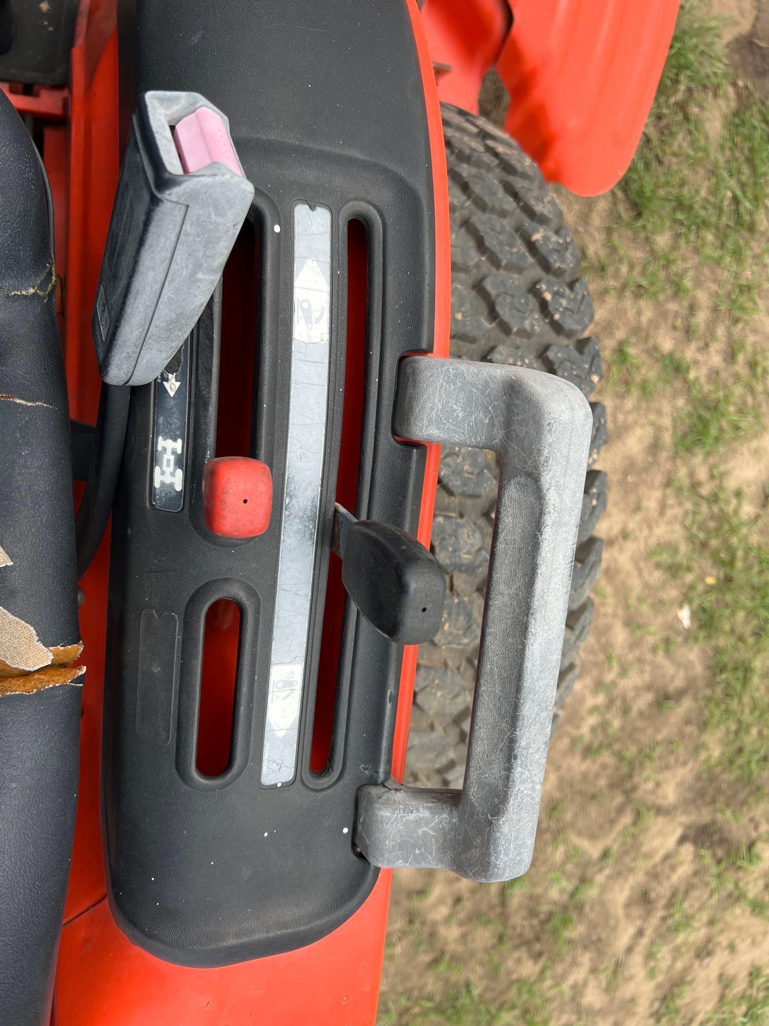 KUBOTA B7500 TRACTOR