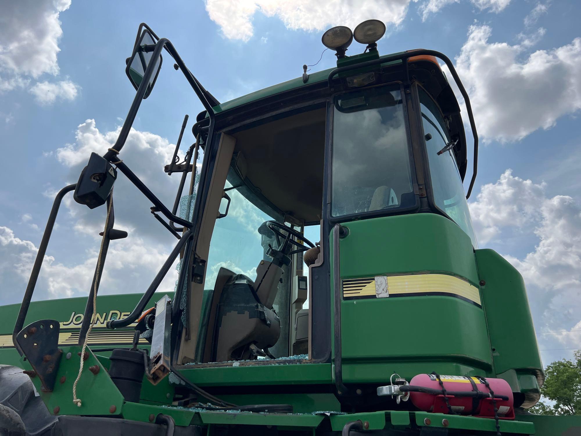 2005 JOHN DEERE 9520 TRACTOR