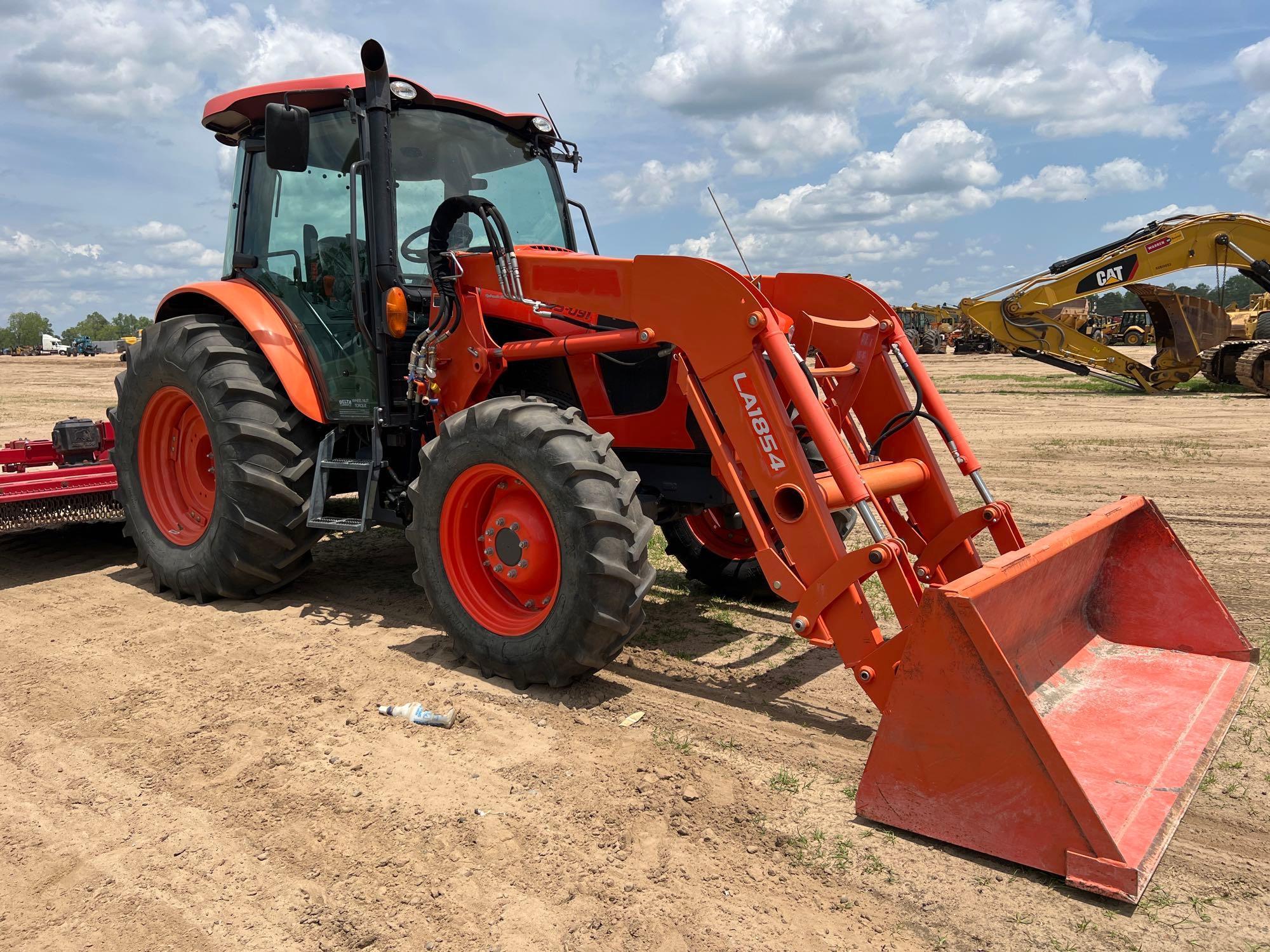 2015 KUBOTA M5-091 TRACTOR