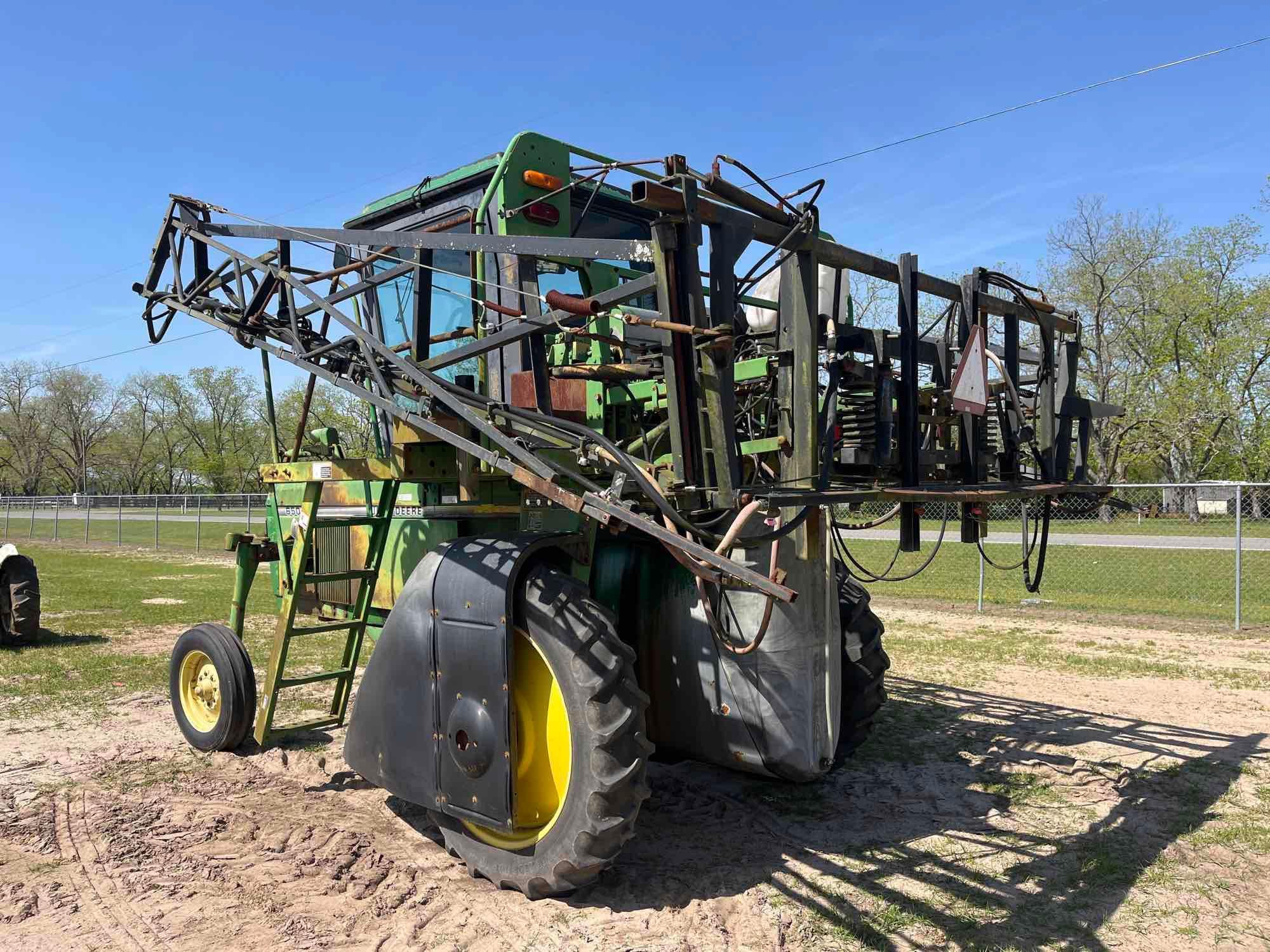 JOHN DEERE 6500 HI-BOY SPRAYER