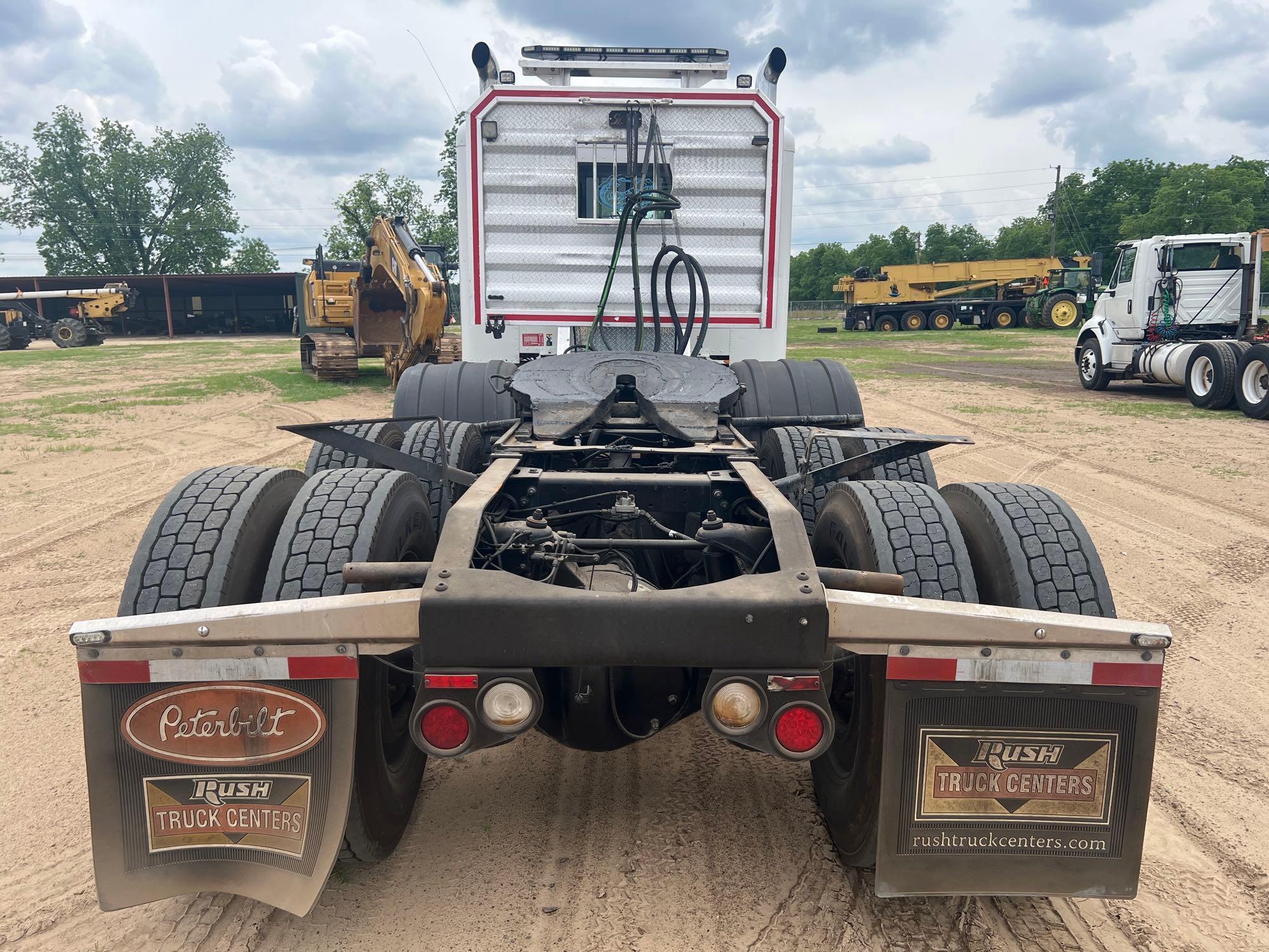 2012 PETERBILT 367 TRI-AXLE ROAD TRACTOR