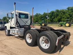 2015 MACK CHU613 DAY CAB T/A ROAD TRACTOR