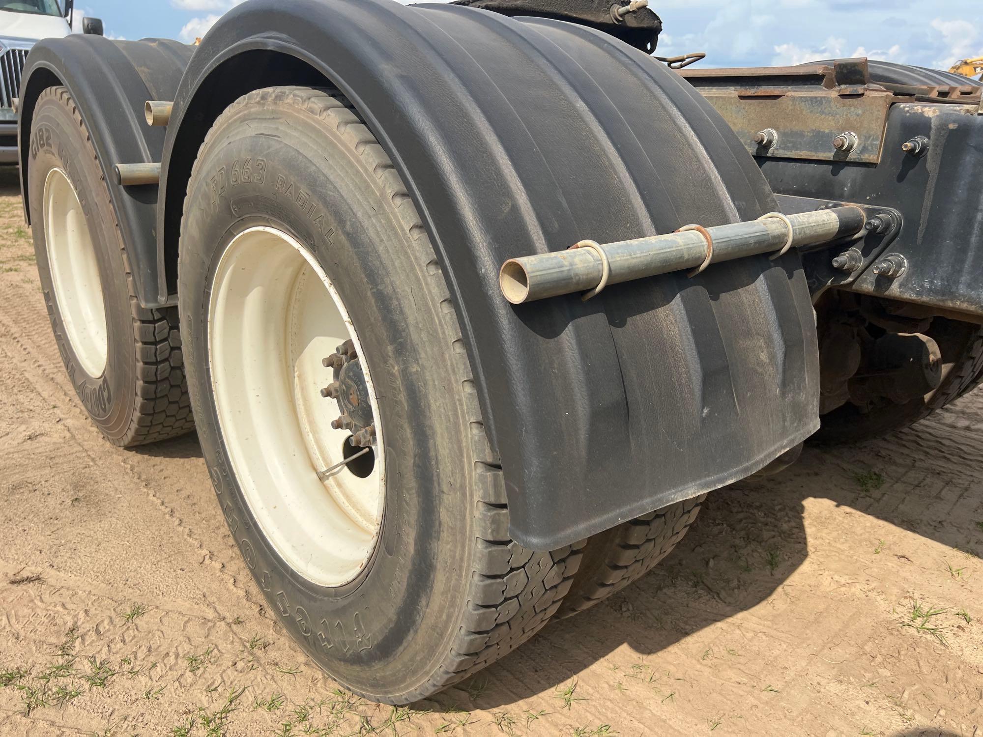 2016 CATERPILLAR CT660S T/A DAY CAB ROAD TRACTOR